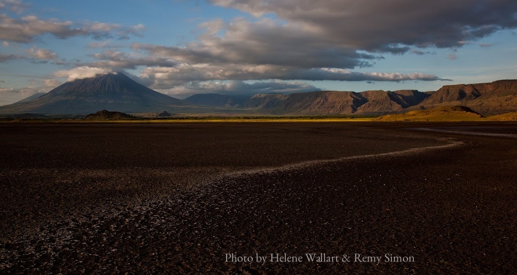 Ol Doniyo Lengai, by Helene Wallart & Remy Simon
