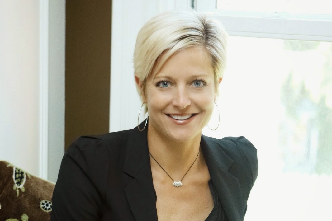 Kristin Peterson Edwards, founder of kpeArts, will travel to Tanzania with Unite Director Anne Wells in March and April 2019 to assist with the mural installation at The Heaven School and explore new possibilities for arts collaborations over the months and years to come.