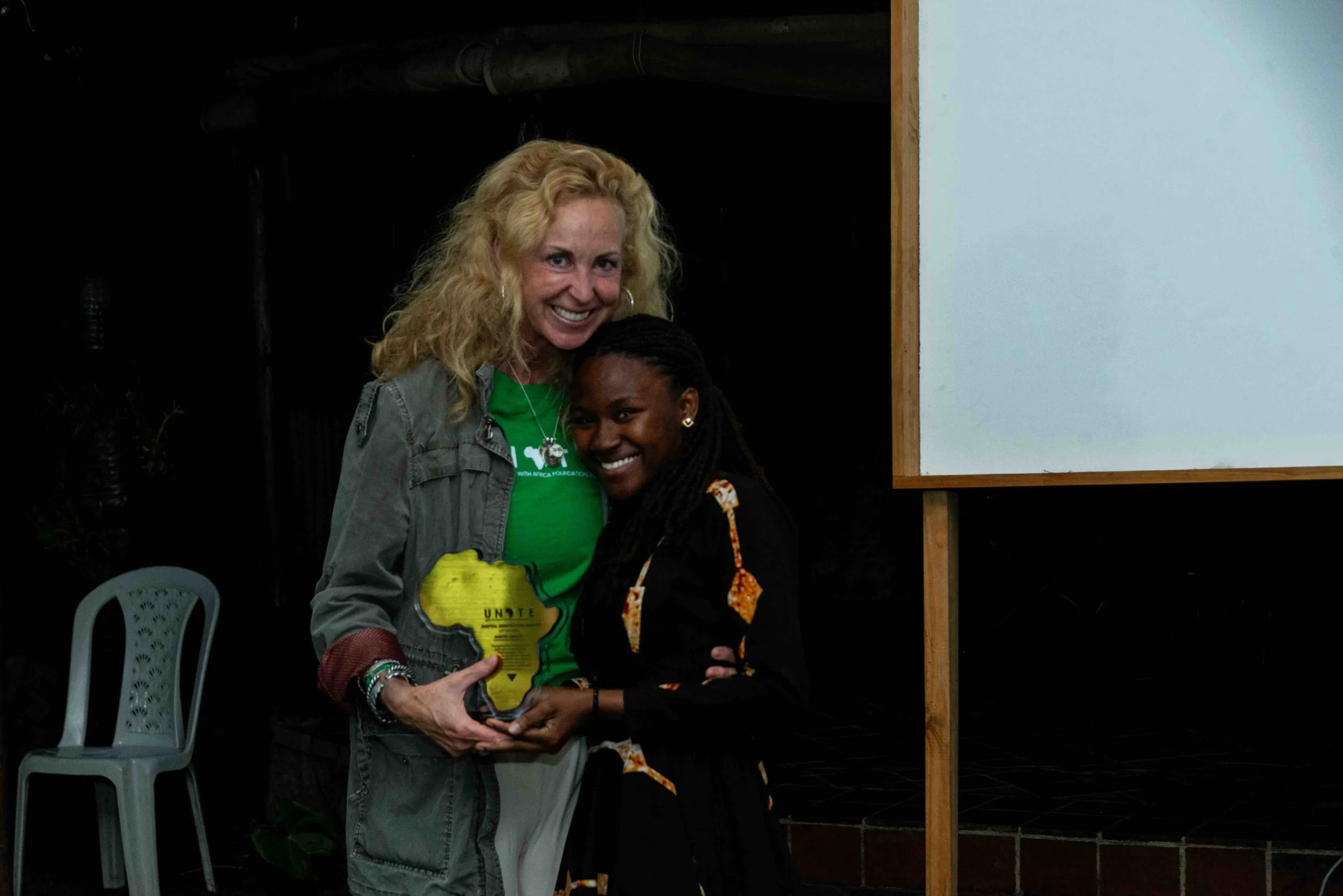 2025.10.17_Aneth Seleli Receiving award from Anne Wells.jpeg