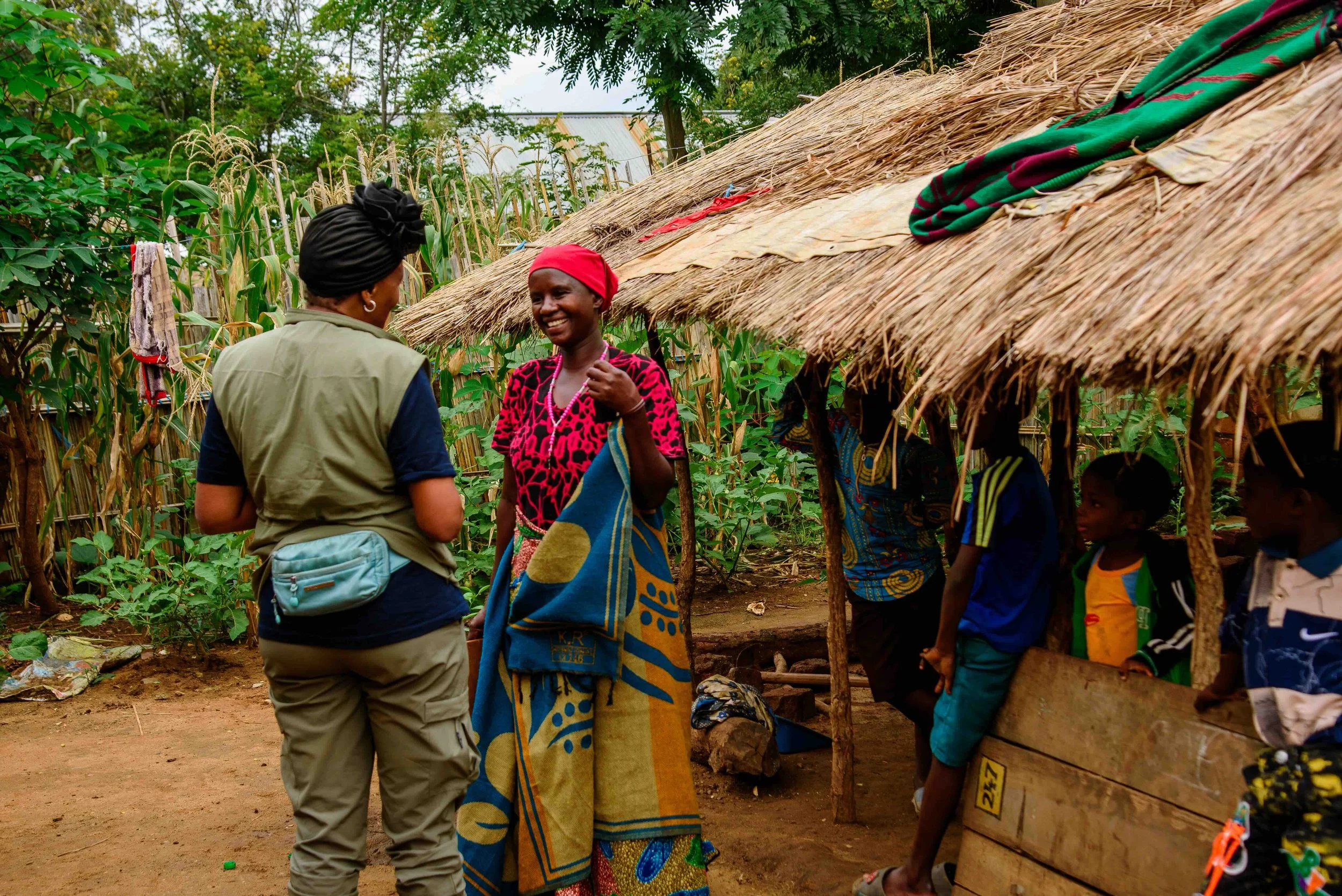 2026.03.01_Anty Marche talking with James's mother.jpeg