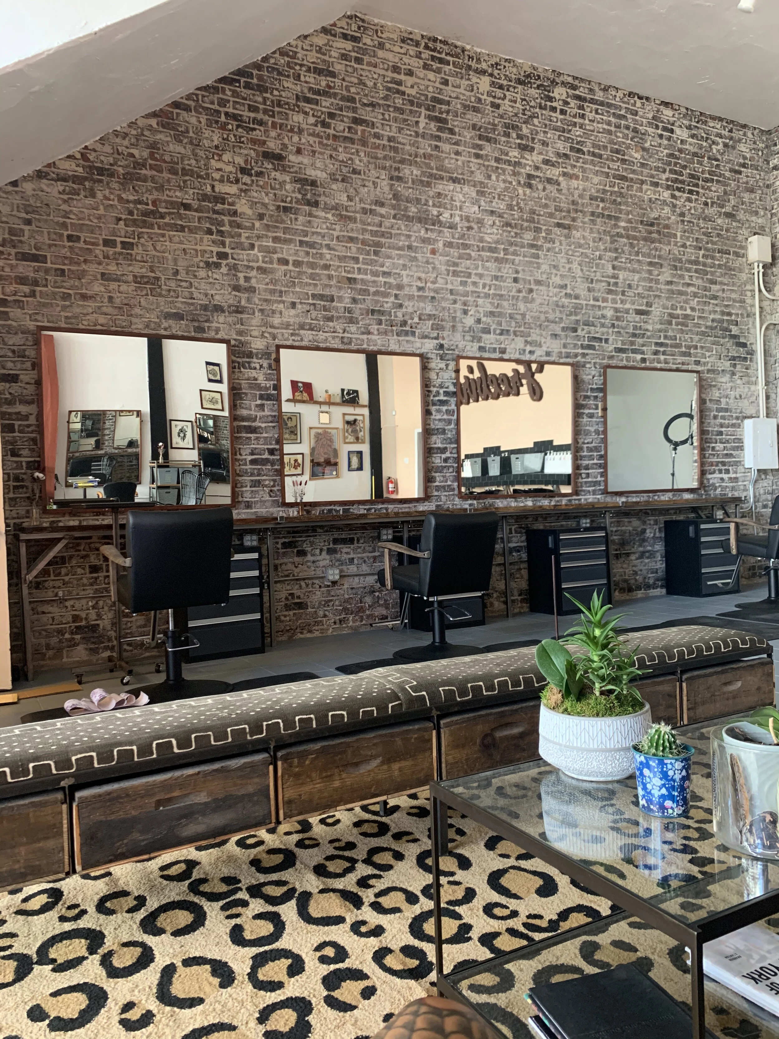 freebirds-salon