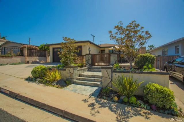 120 Avenida Buena Ventura