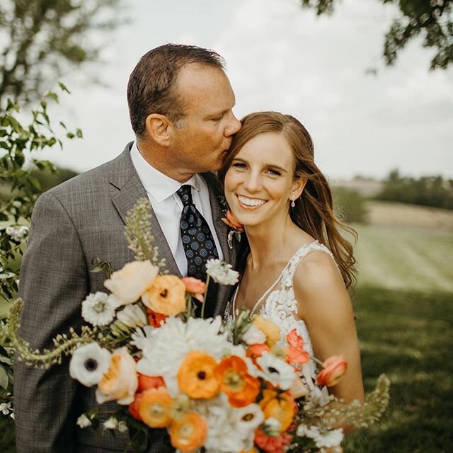 We might be a day late, but still wanted to celebrate Father&rsquo;s Day with some of our favorite father daughter moments!

Photography || #1 @cambriashelley | #2 @austinhyler | #3 @augustinetoscano