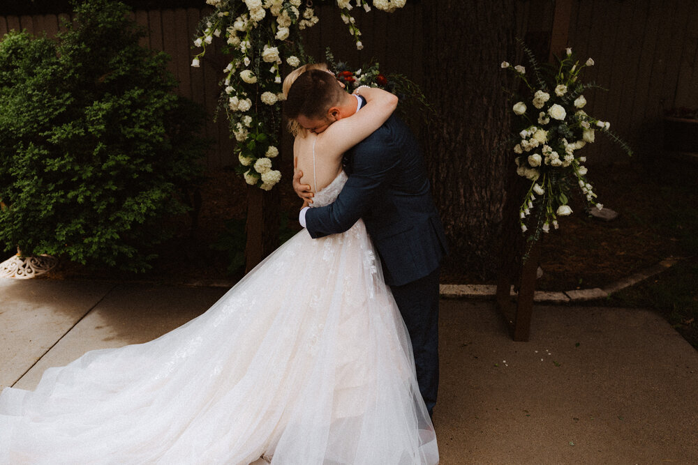 annalise-jeremy-backyard-socially-distant-wedding-2020-092.jpg