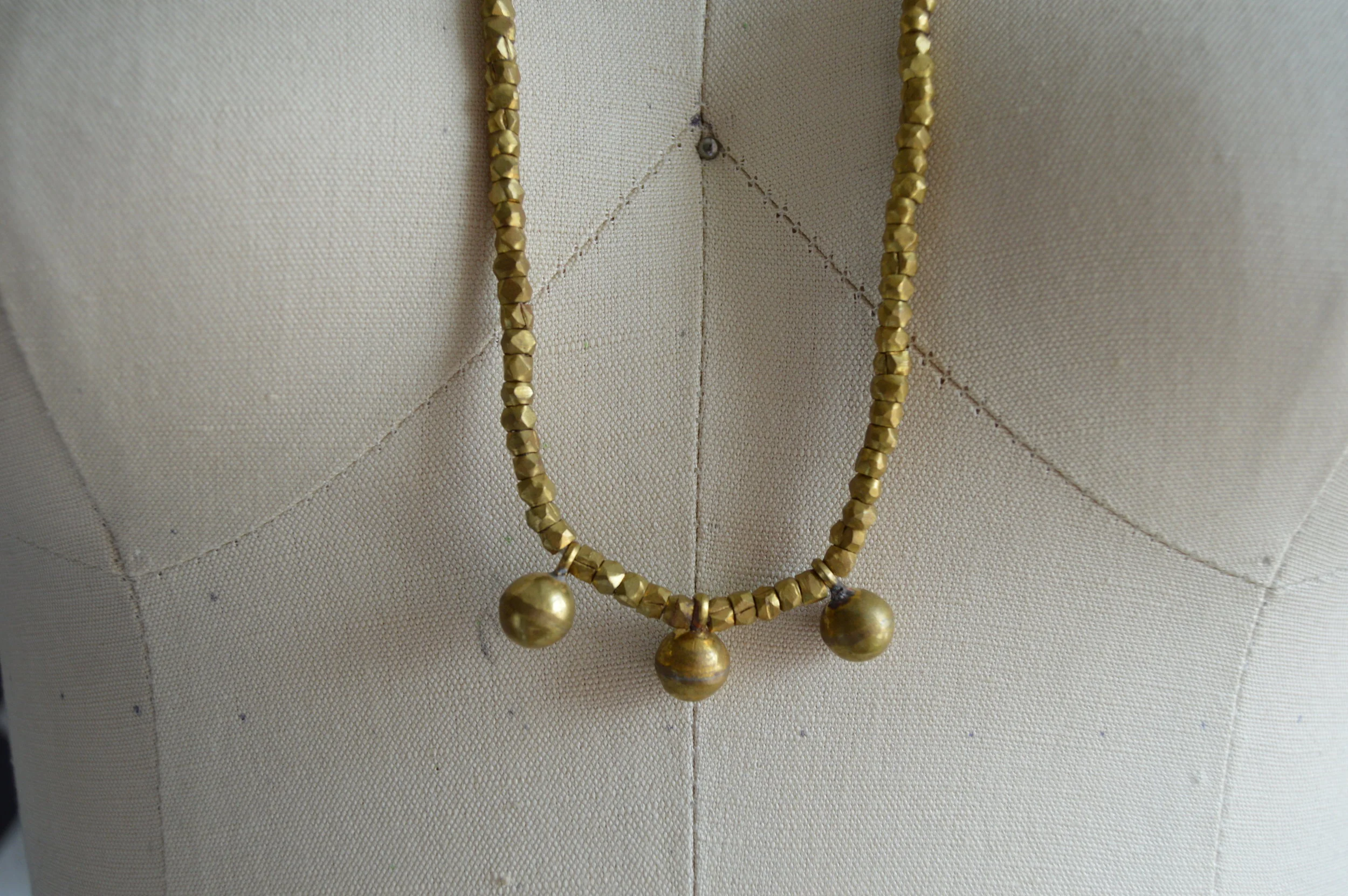 3 BEAD SHAKTI NECKLACE - GOLD