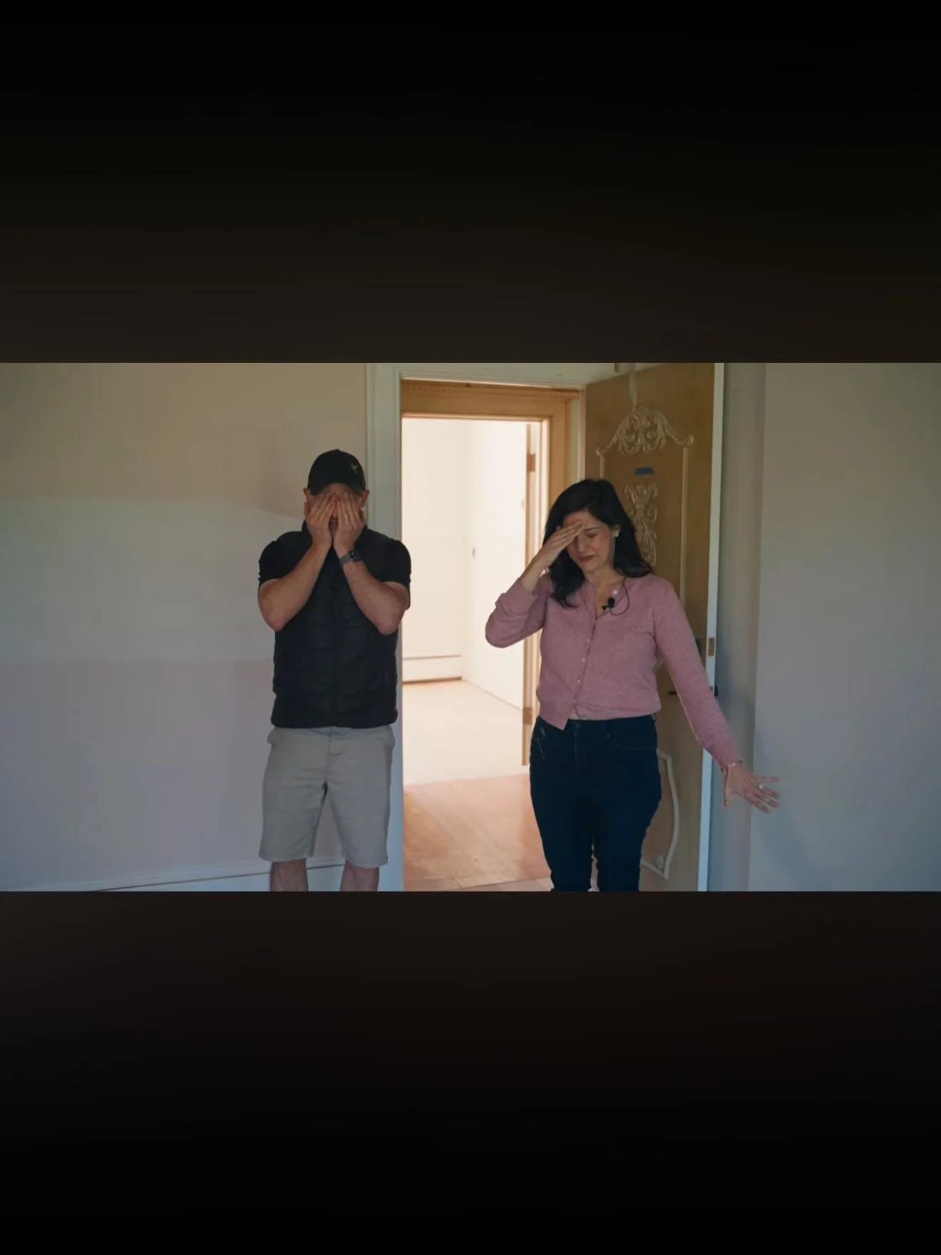 https://youtu.be/GDYWcHxjz5E

My client @mansiononwaverlyhill created a YouTube video all about our wallpaper reveal and design process. 
Click the link to check it out! 

#livelorelai #storytellingwithstyle #mansionmakeover #lorelaidesignstudio