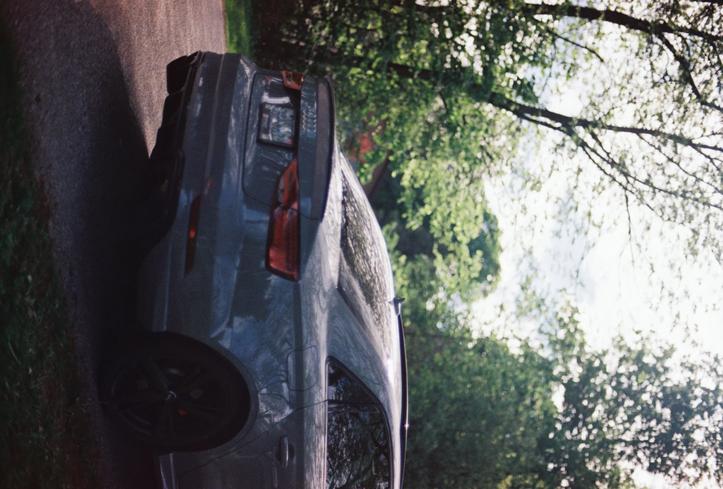 R1-00160-012A.JPG