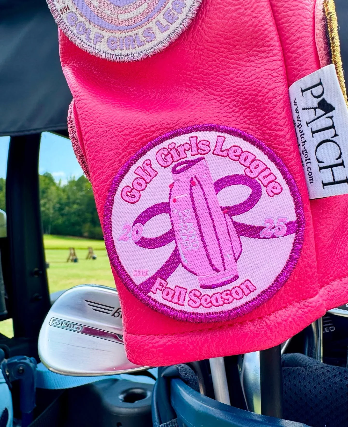 New season, new PATCH!✨🩷⛳️

SHOP our newest Fall Season @patch.golf PATCH and headcover&mdash; and collect ALL the patches! 🩷

EXCLUSIVE patches available each season!🩷⛳️✨

*This headcover fits a junior driver or adult fairway wood! 

*Headcovers 