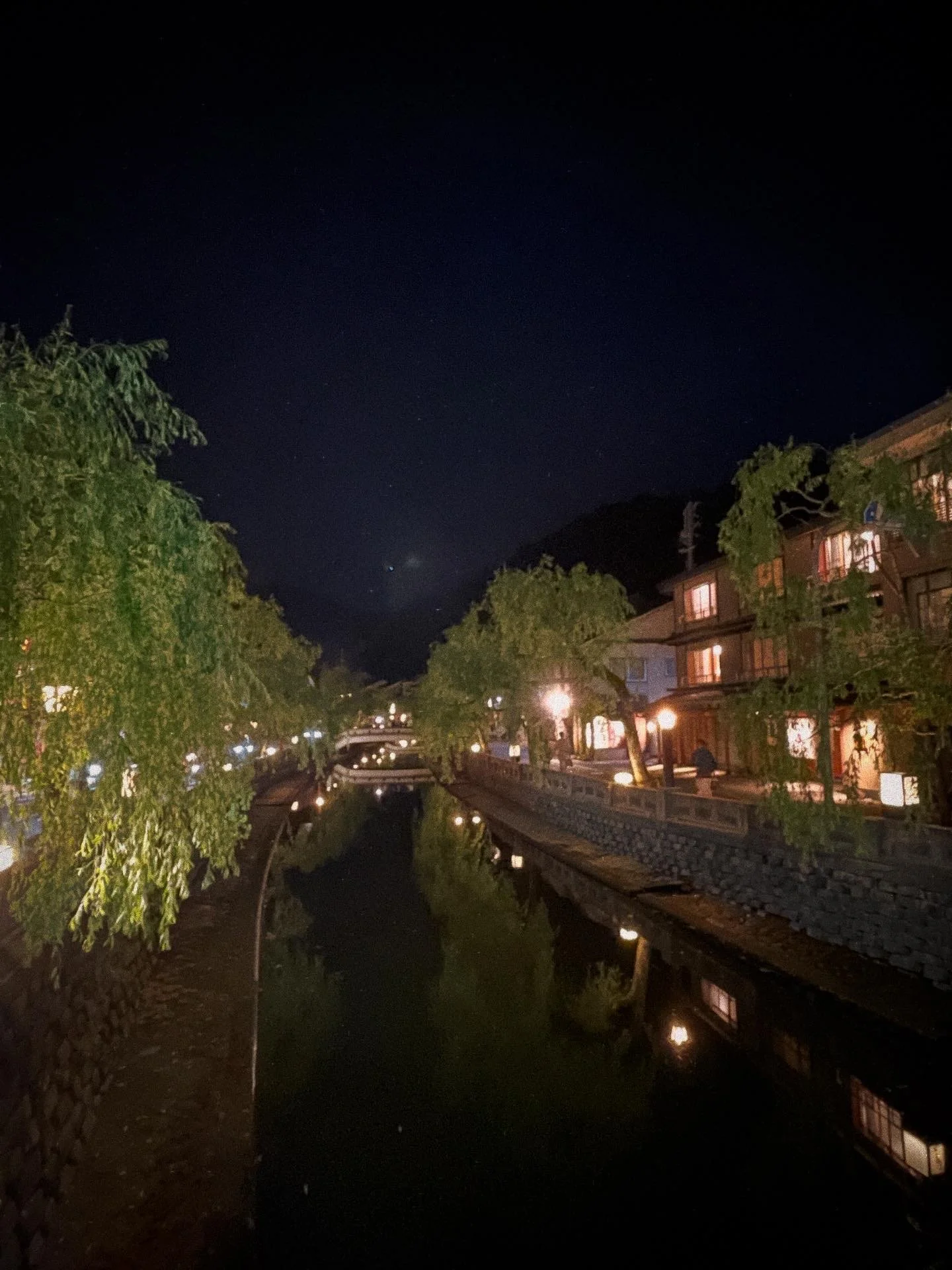 In Kinosaki: Old Friends, New Stories