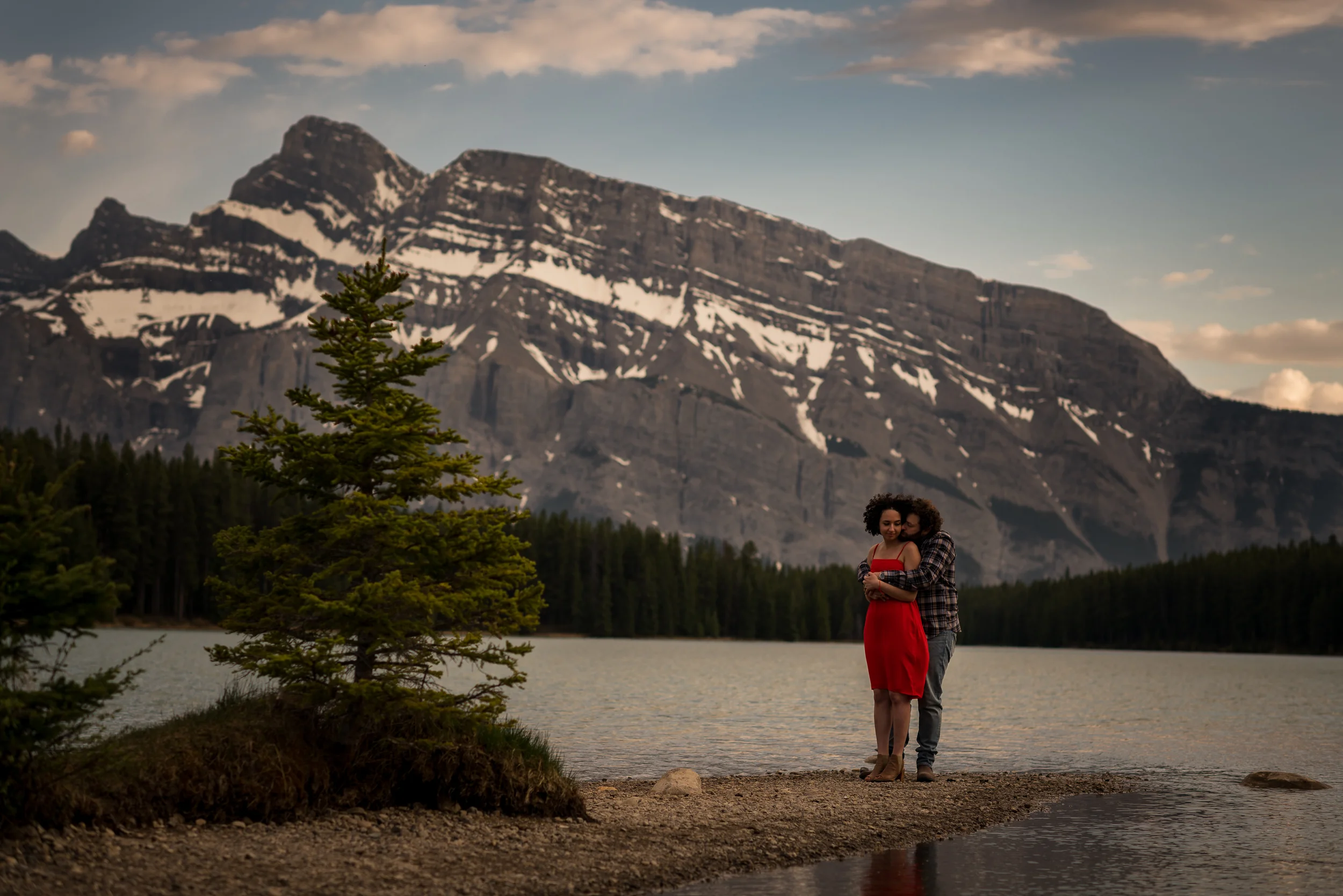 Two Jack Lake Banff engagement calgary banff wedding photographer