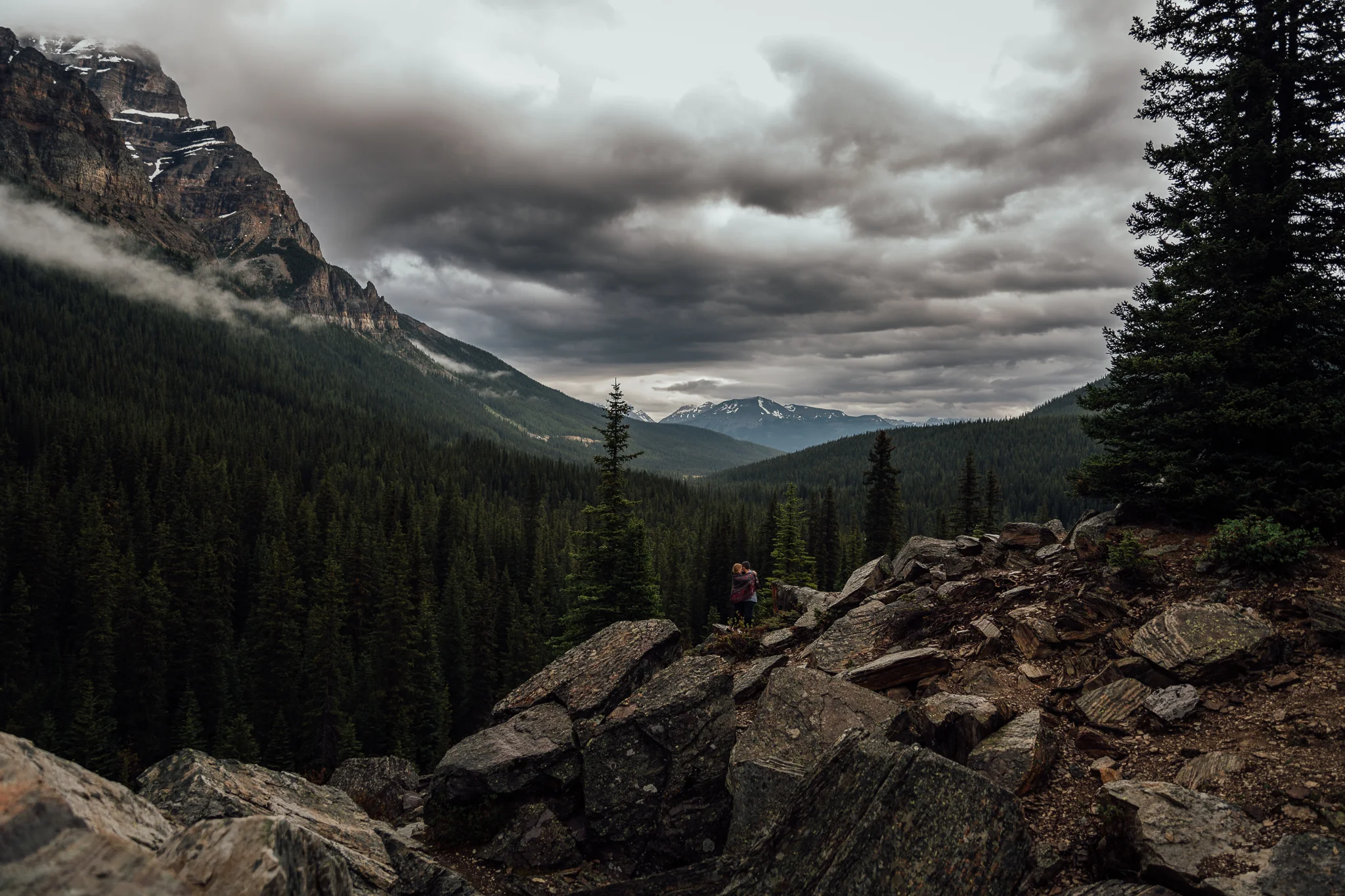 Moraine Lake Engagement photos banff and calgary wedding photographer