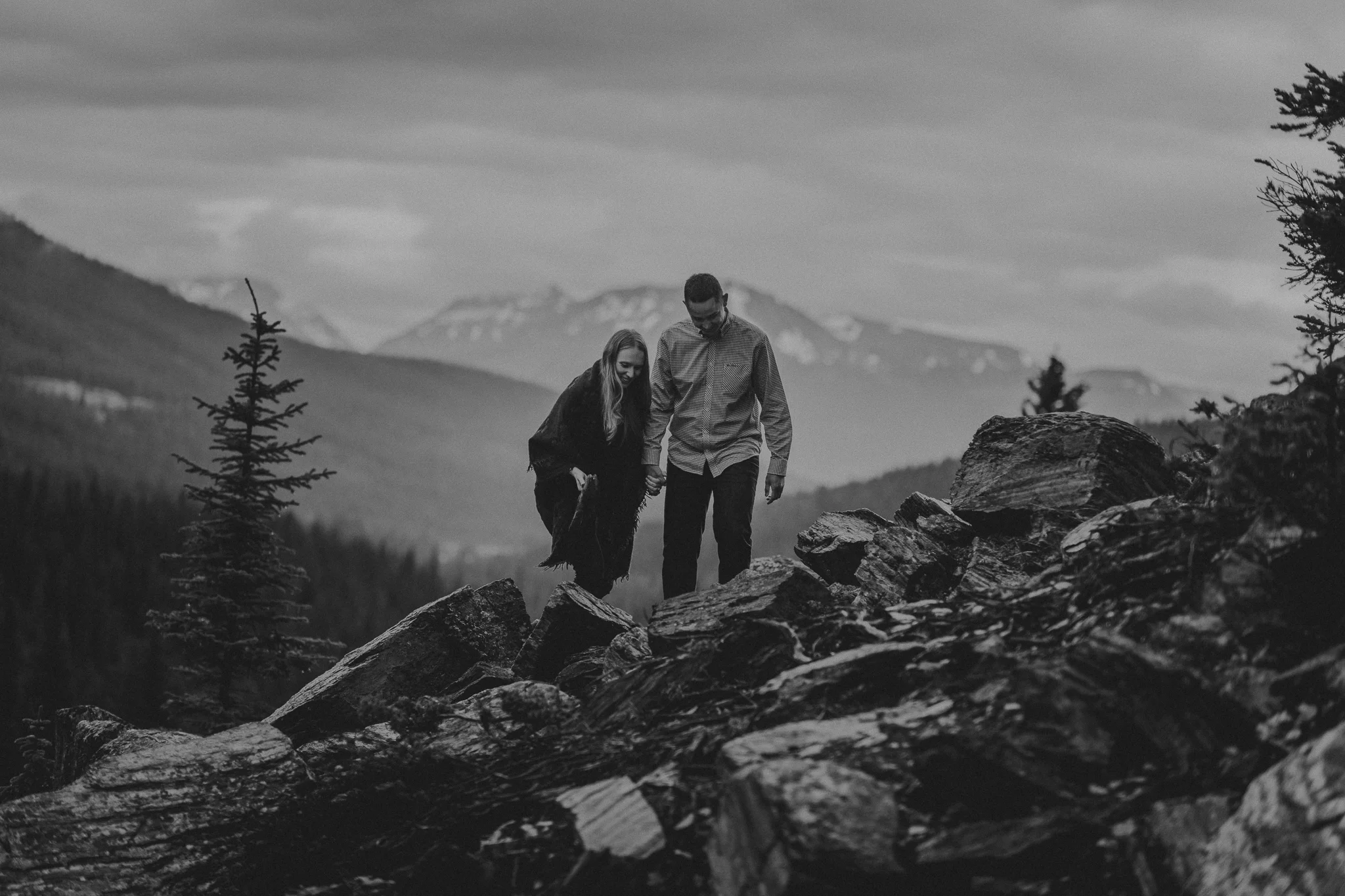 Moraine Lake Engagement photos banff and calgary wedding photographer