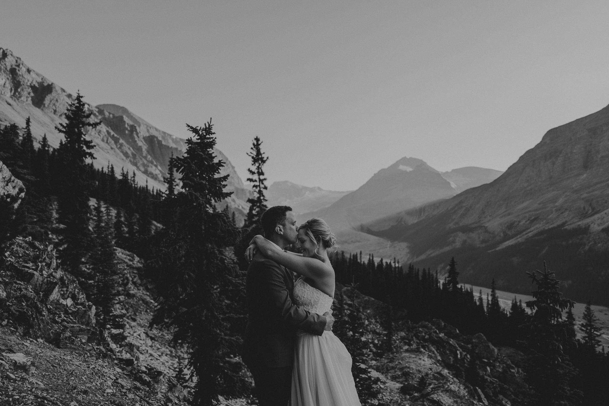 Peyto Lake Adventure Wedding Banff Wedding Photographer Lake Louise Calgary Wedding Photographer intimate elopement