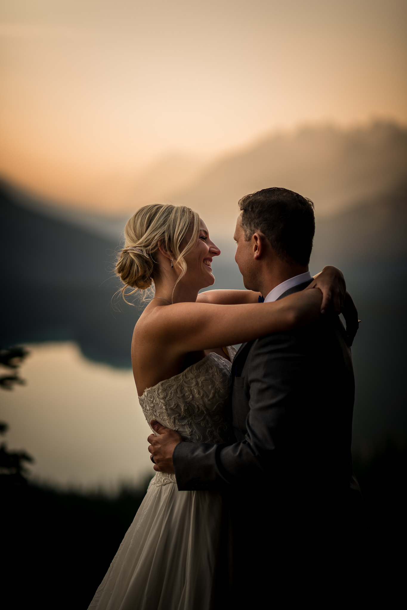 Peyto Lake Adventure Wedding Banff Wedding Photographer Lake Louise Calgary Wedding Photographer intimate elopement