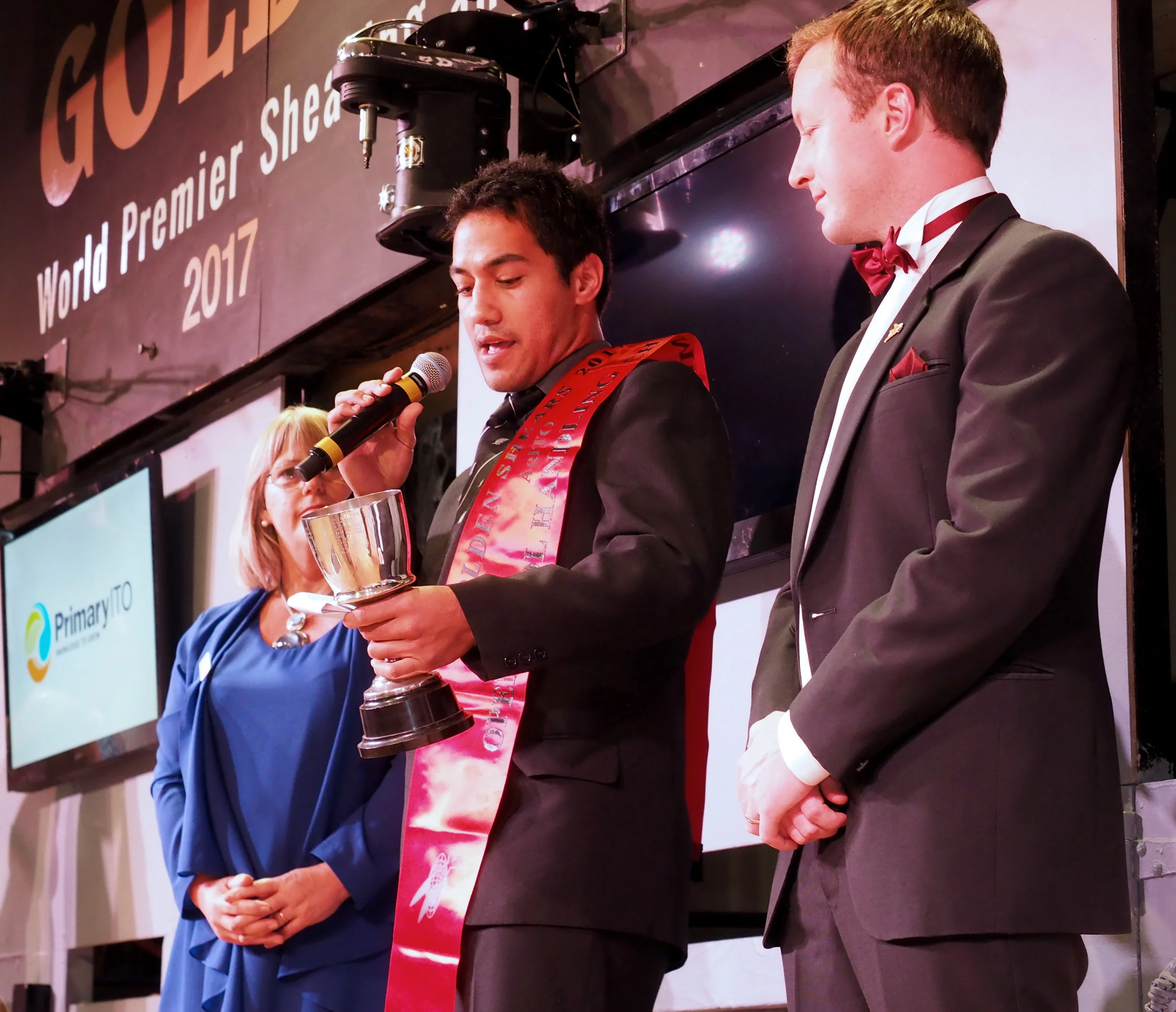 Joel Henare Open woolhandling winner