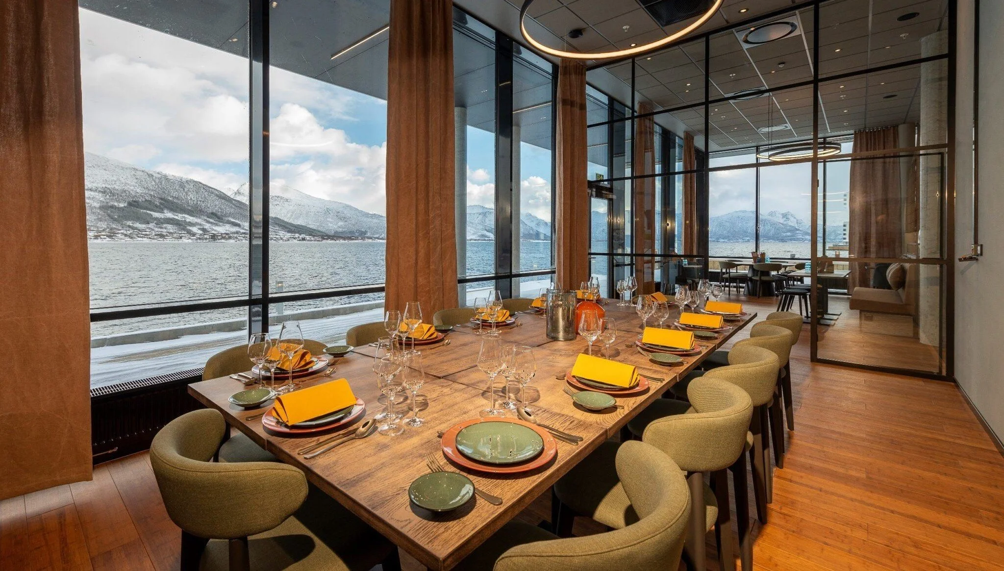 Scandic Sortland Hotel’s unique harborside location in the heart of Sortland.
