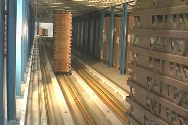 Walking Chain Roll Container Conveyor