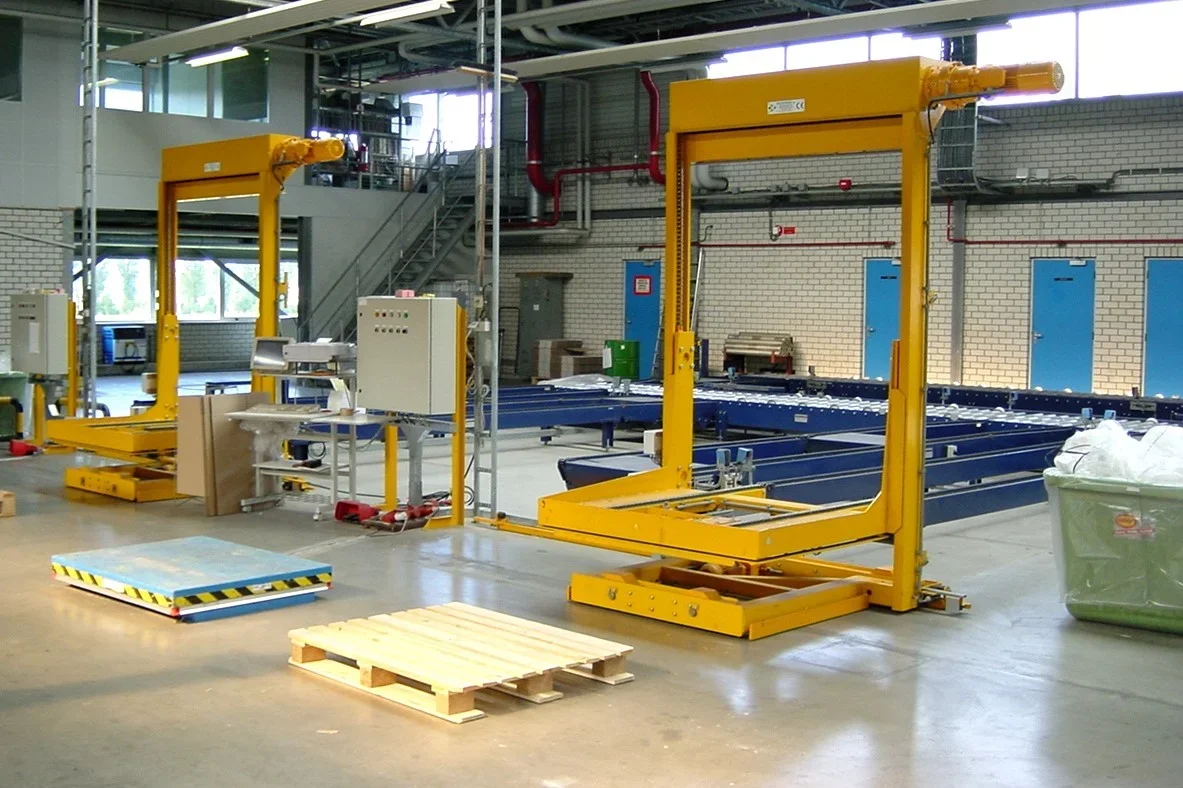 Traversing Lift System