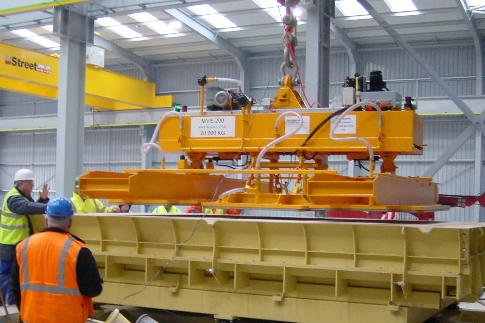 Vacuum Lifting Device for Heavy Concrete Elements (Copy)