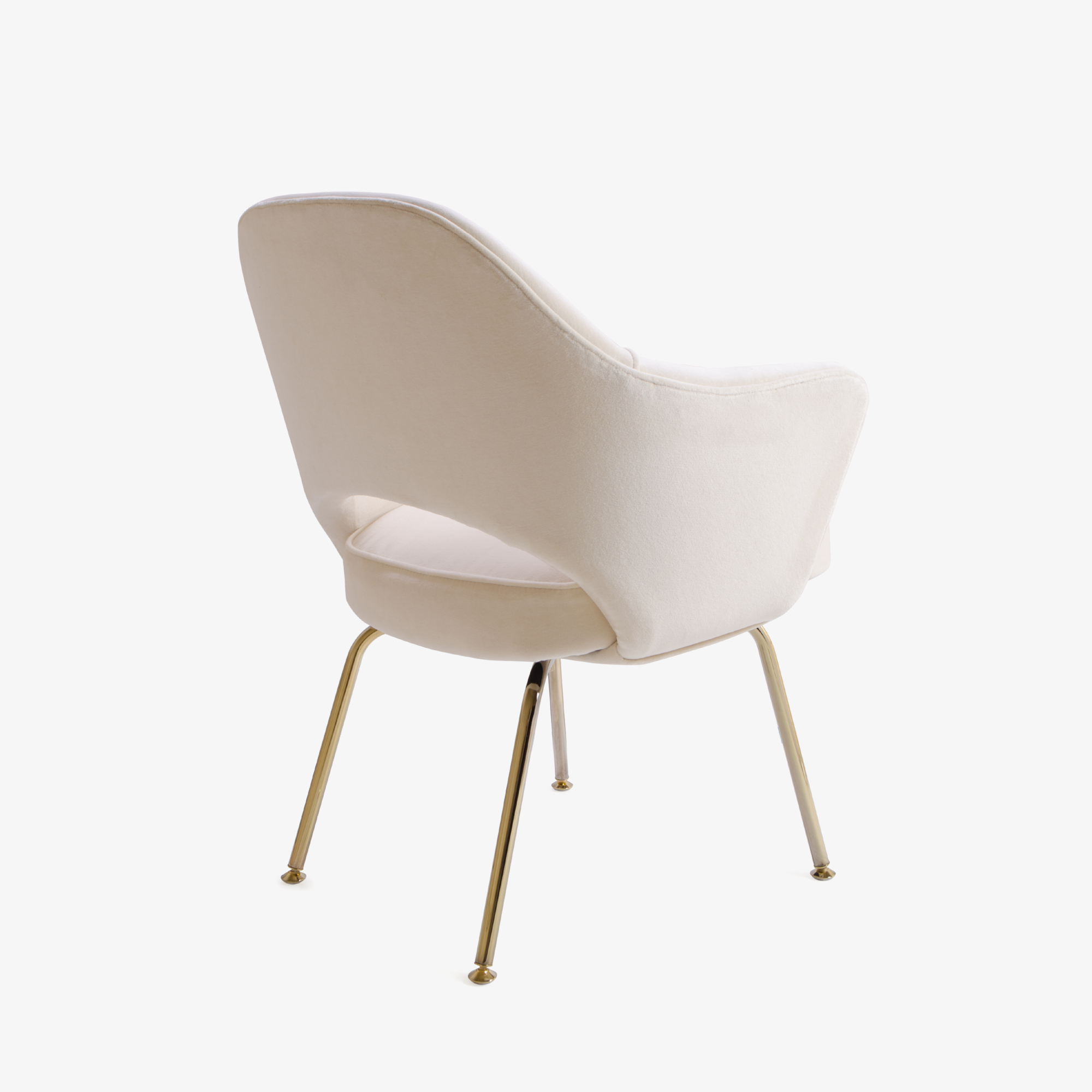 Saarinen Executive Arm Chair in Velvet, 24k Gold Edition Montage