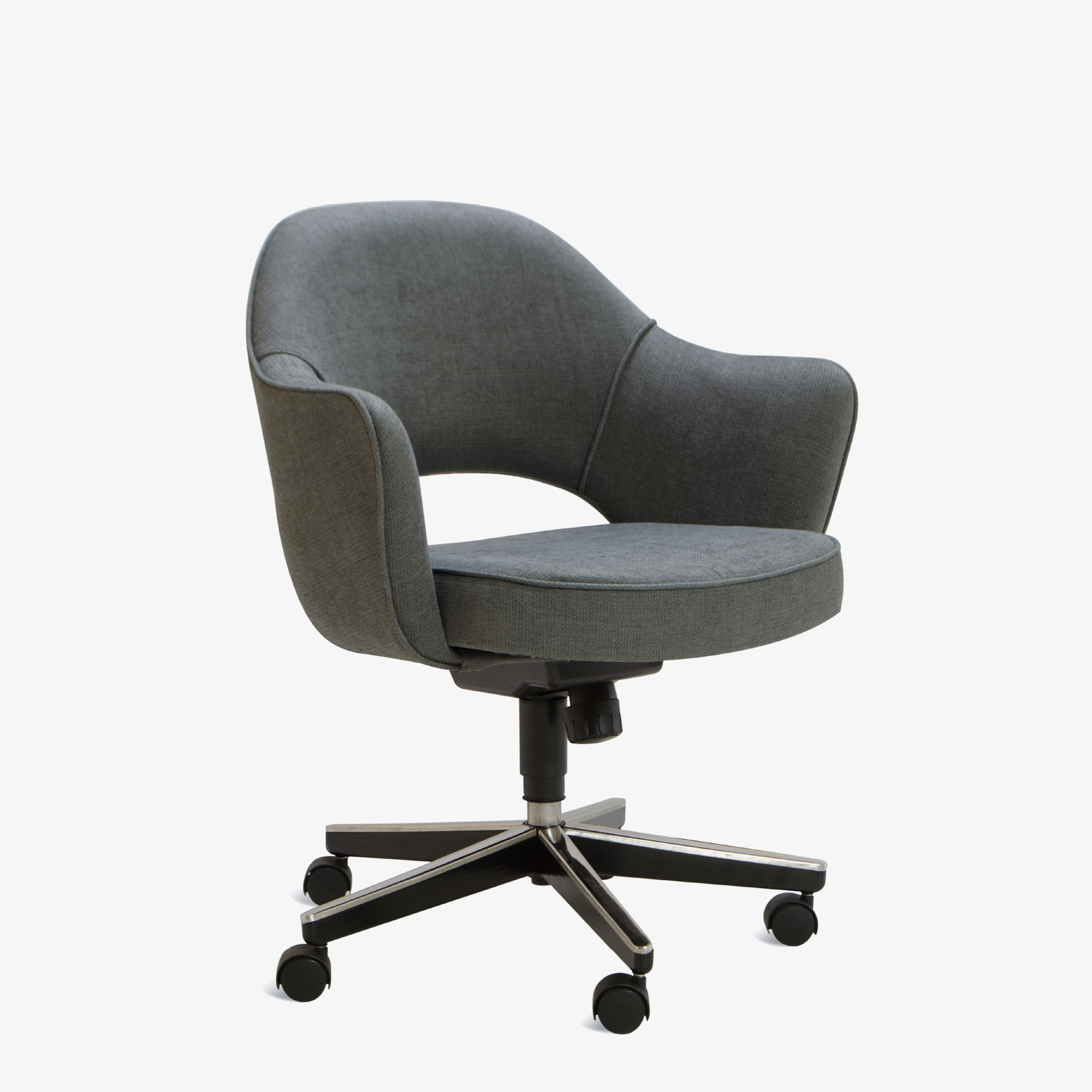 Knoll Saarinen Executive Arm Chair in Fabric, Swivel Base