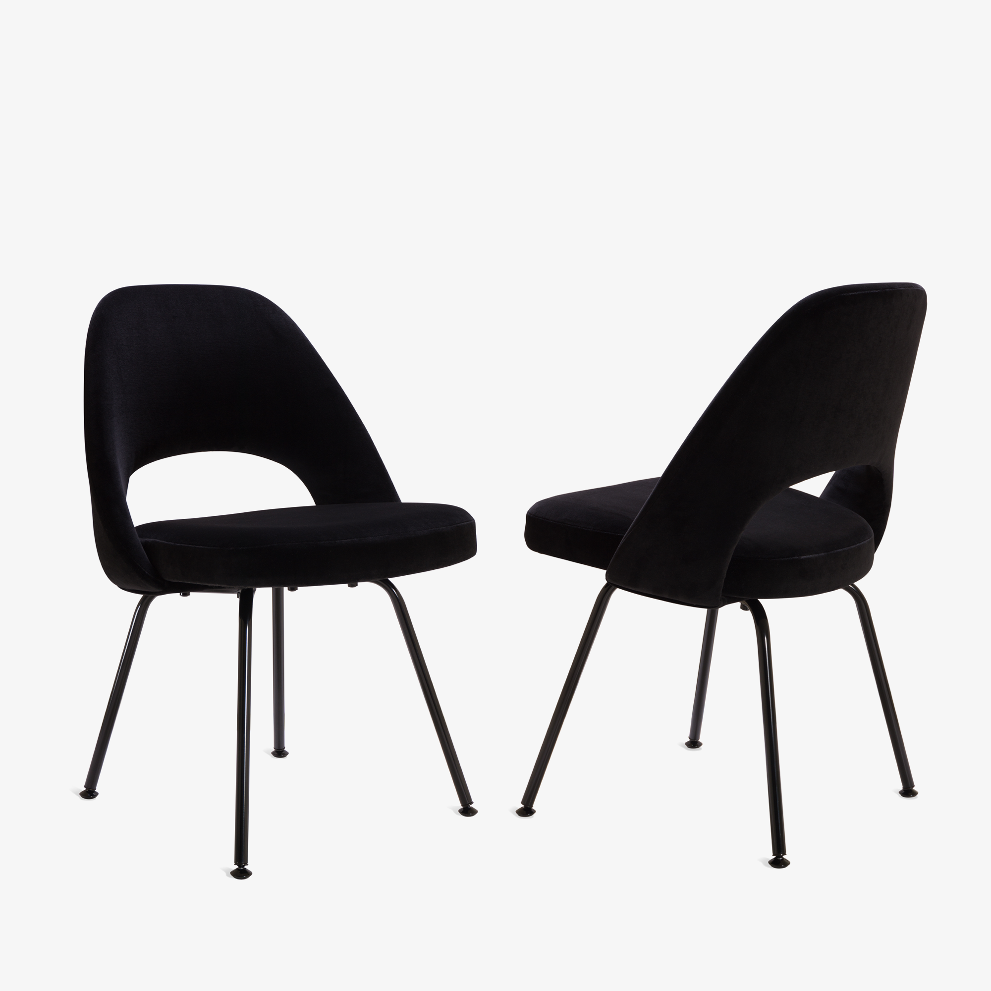 Knoll Saarinen Executive Armless Chair, Black Edition