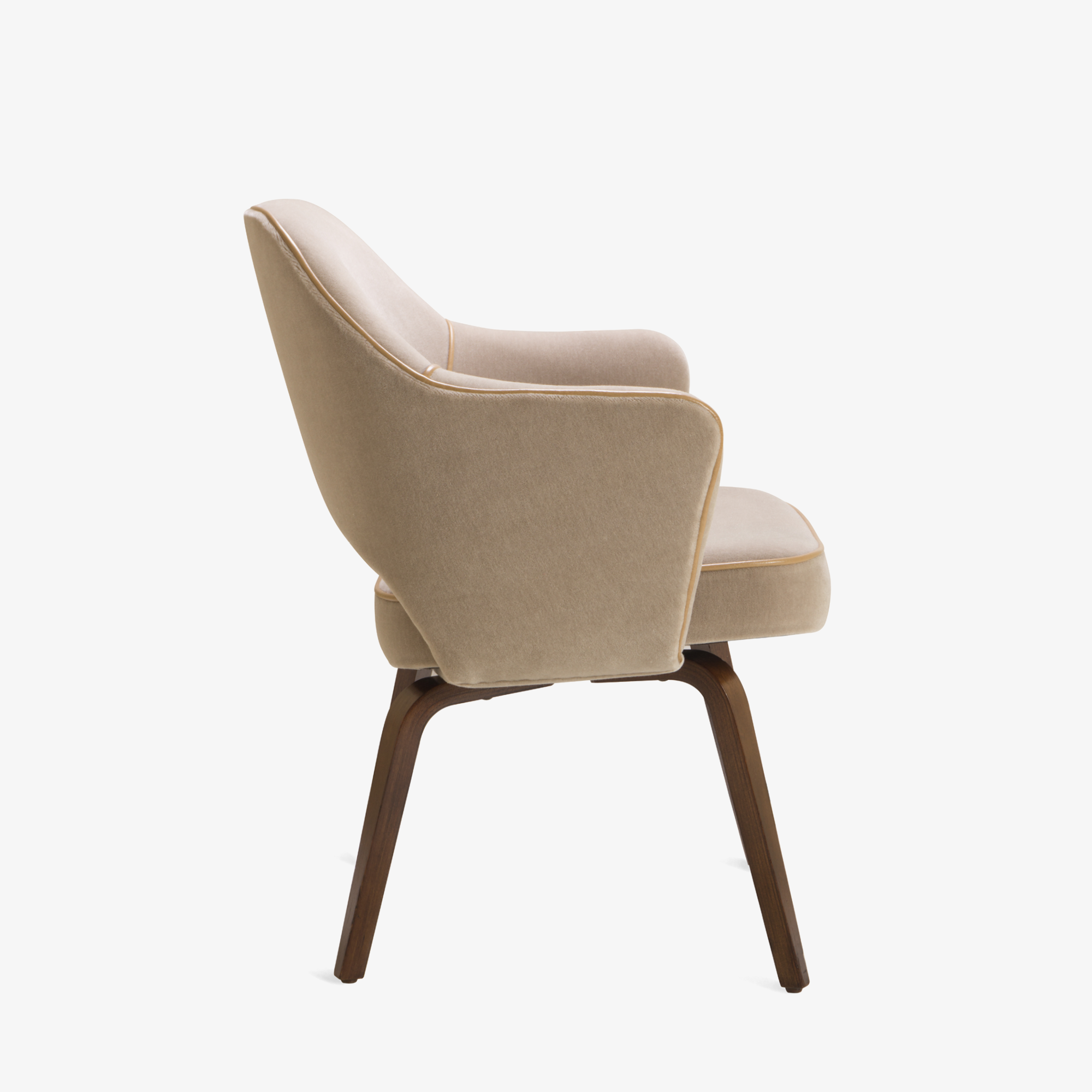 Saarinen Executive Arm Chair With Walnut Legs Montage
