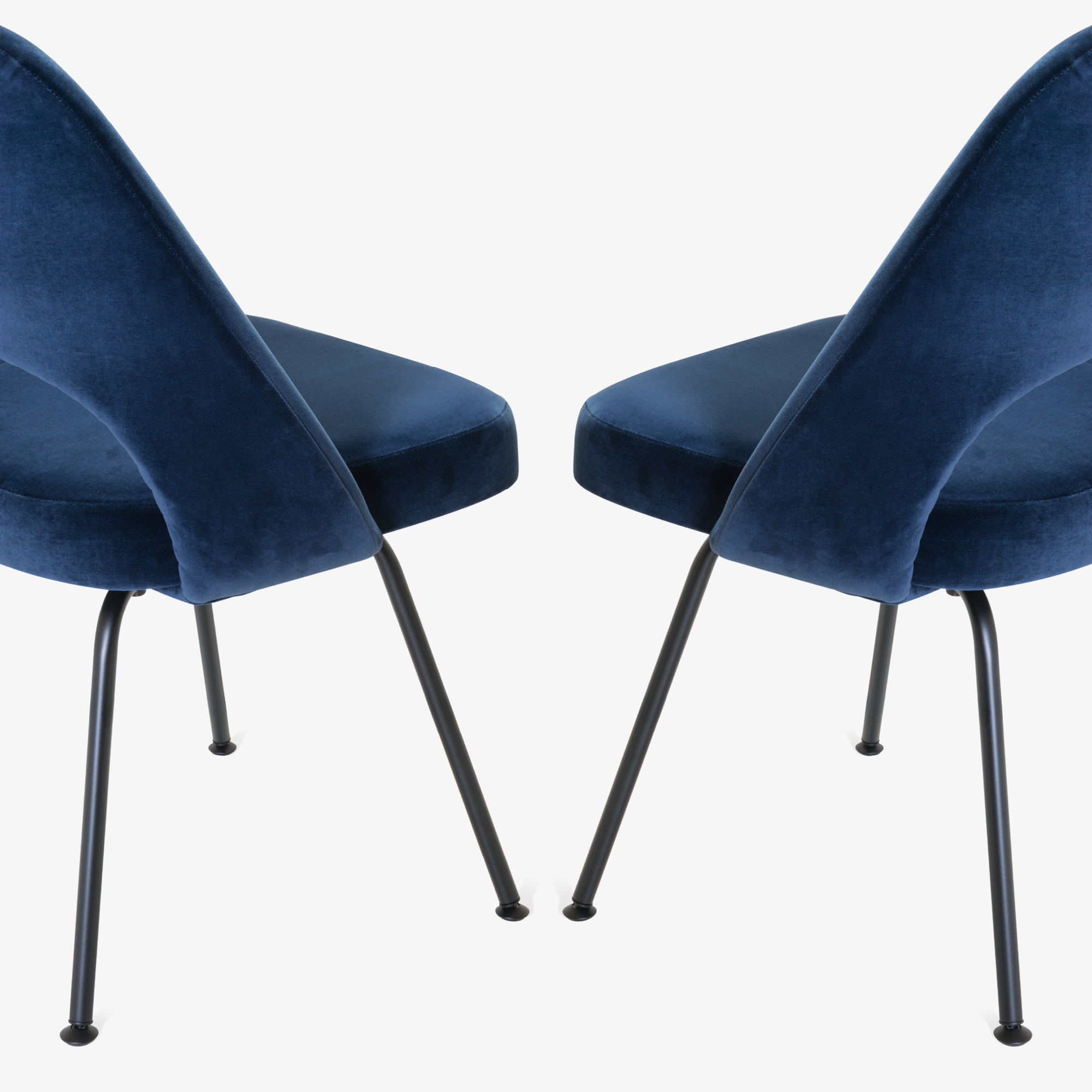 Saarinen Executive Armless Chairs in Navy Velvet, Black Edition9.png