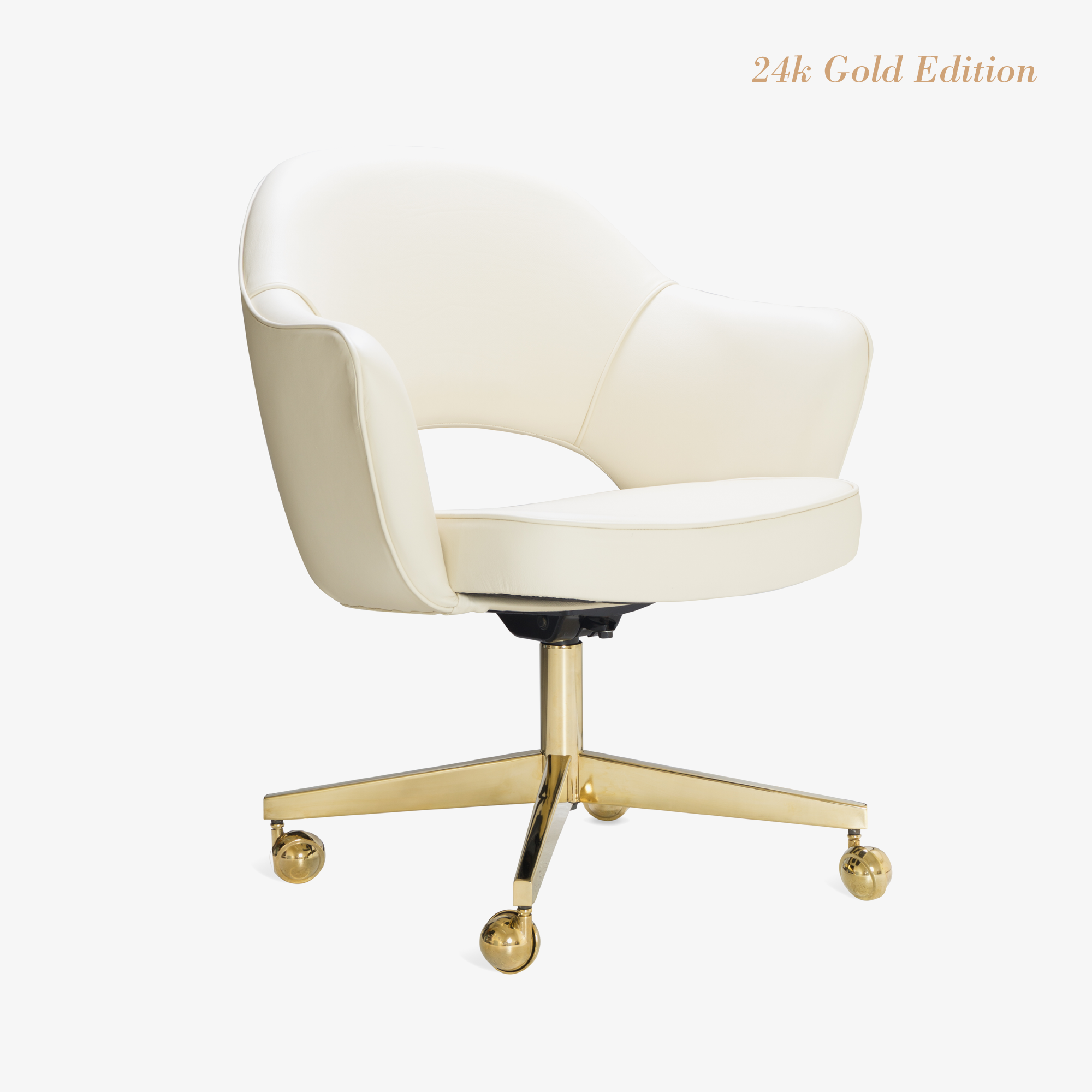 Saarinen Executive Arm Chair in Leather