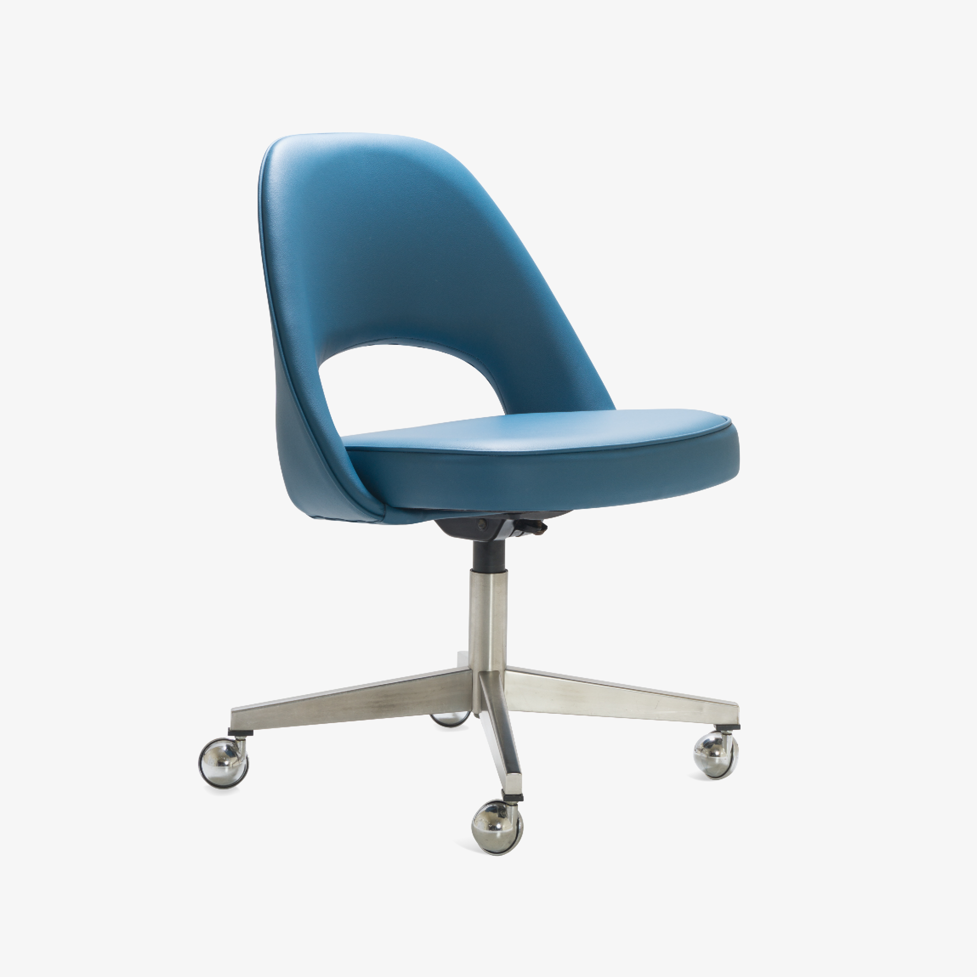 Saarinen Executive Armless Chair in Faux Leather