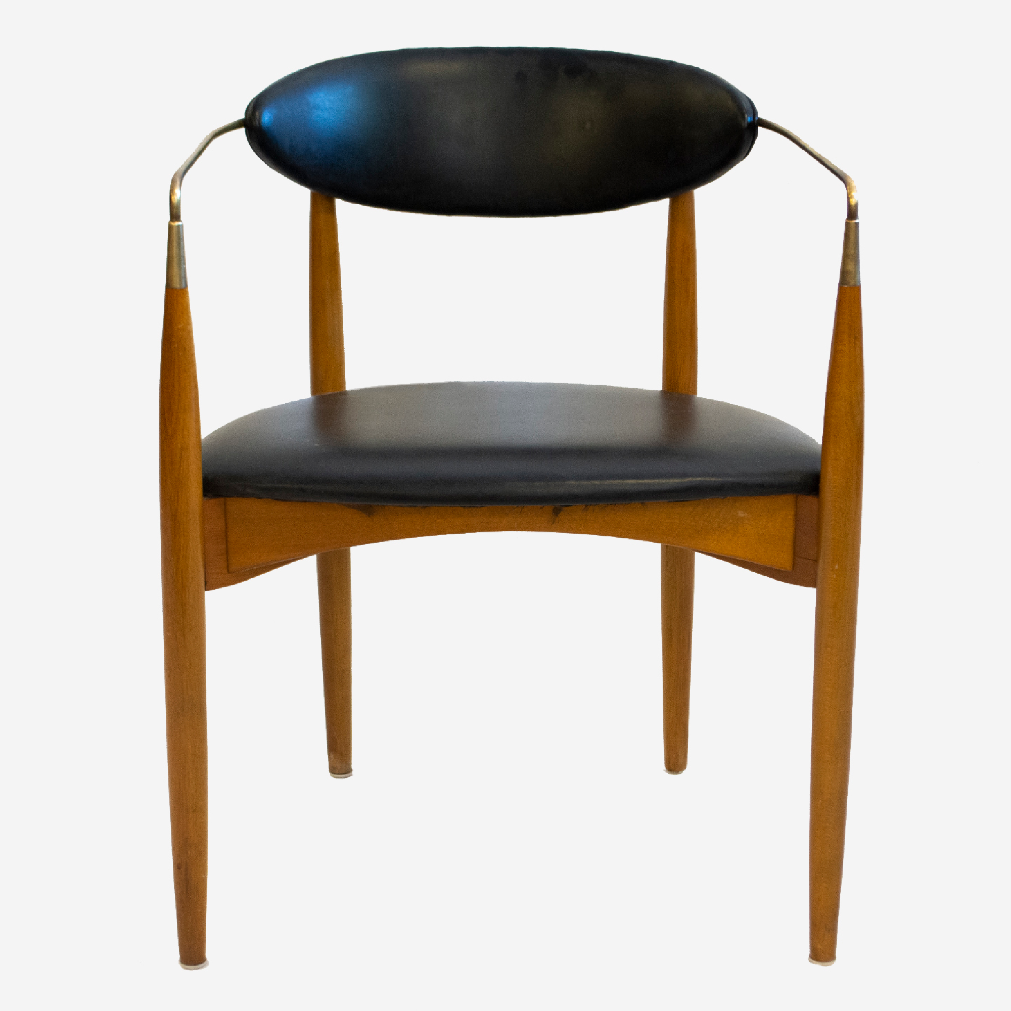 selig chair3.png