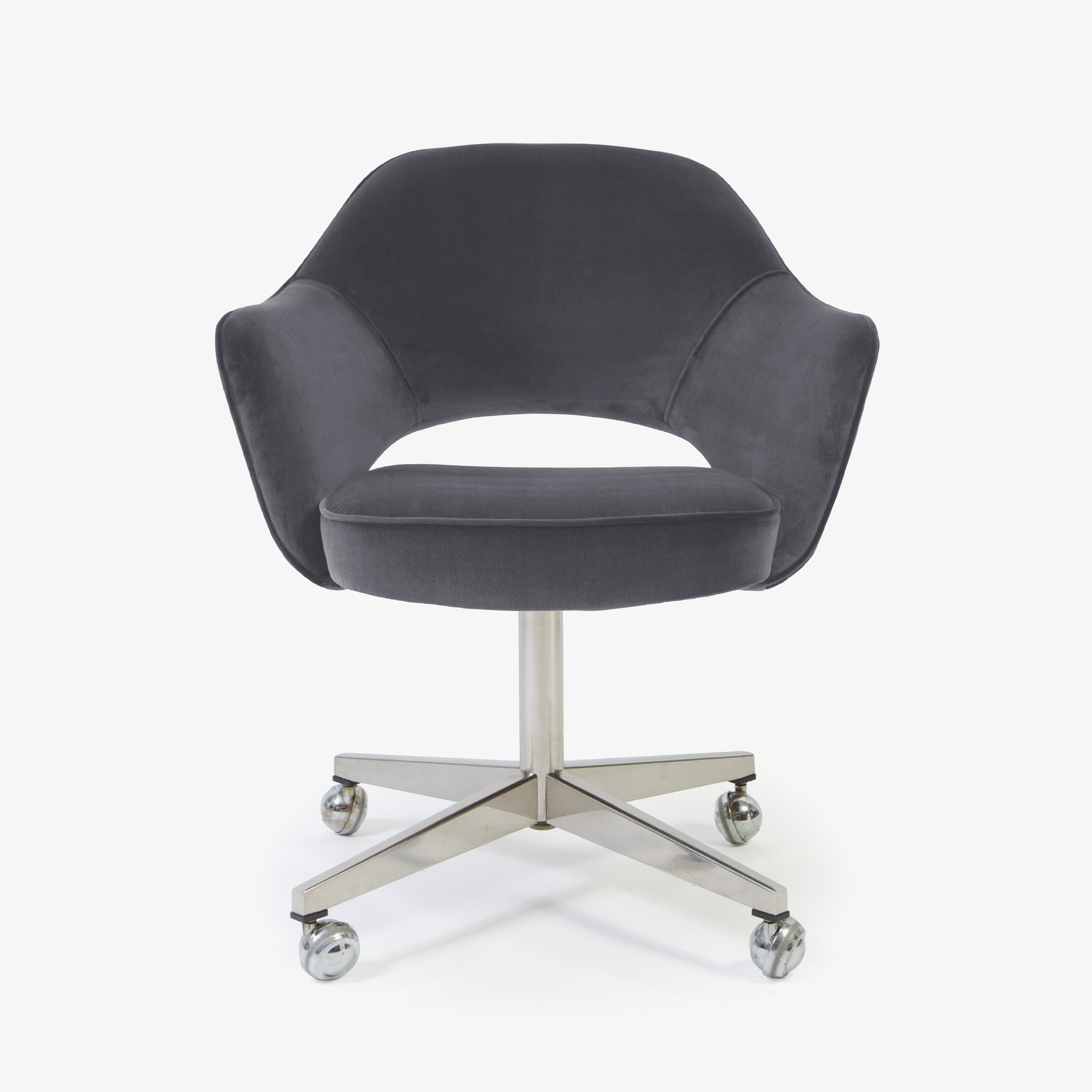 Saarinen Arm Chair Gun Metal Vintage 2.png