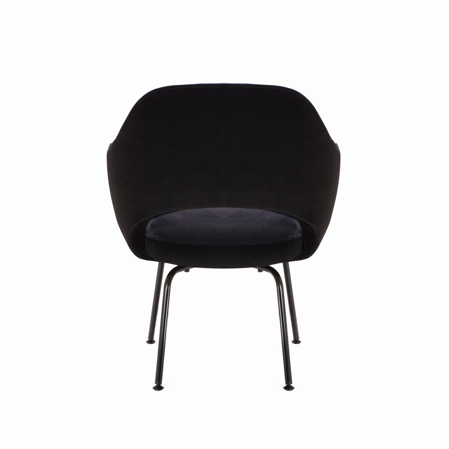 Saarinen Executive Arm Chair, Black Edition5.jpg