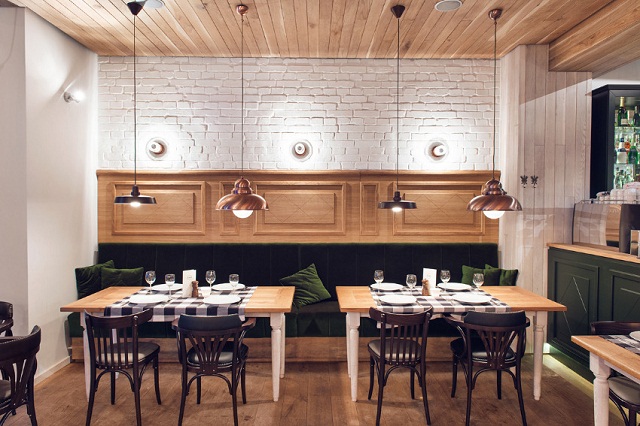 Bayerisches-Restaurant-Althaus-Polen-PB-Studio-Architektur-und-Design-Wohn-DesignTrend-01.jpg