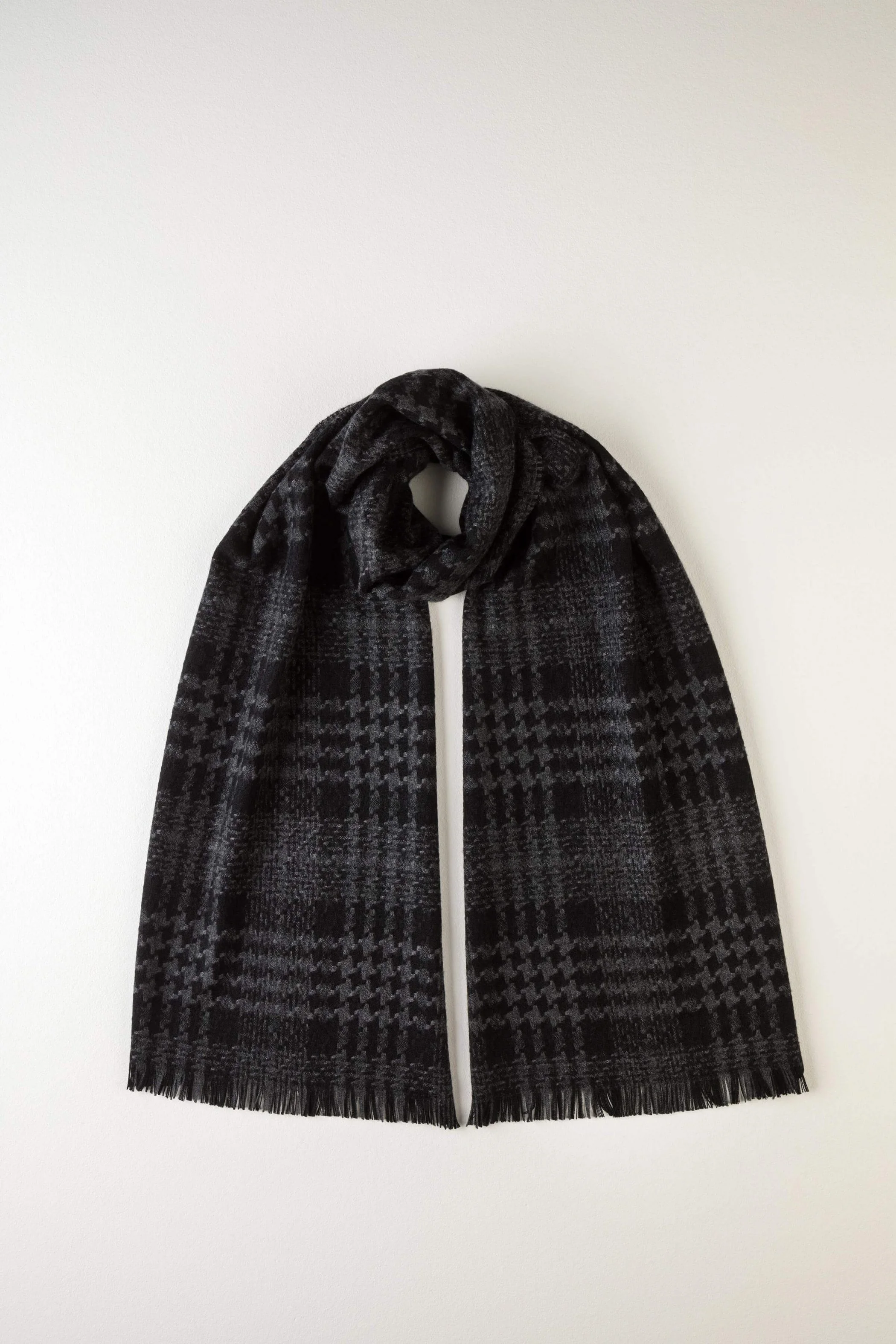 ECHARPE TARTAN JOHNSTONS CASHMERE 249.jpg