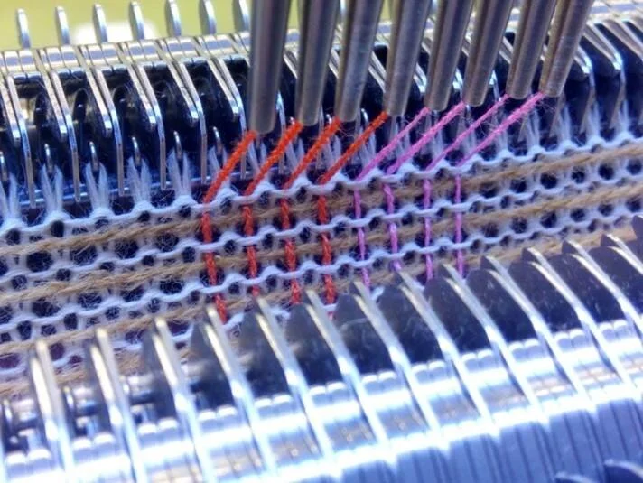 Steiger - Un constructeur Suisse de machines à tricoter