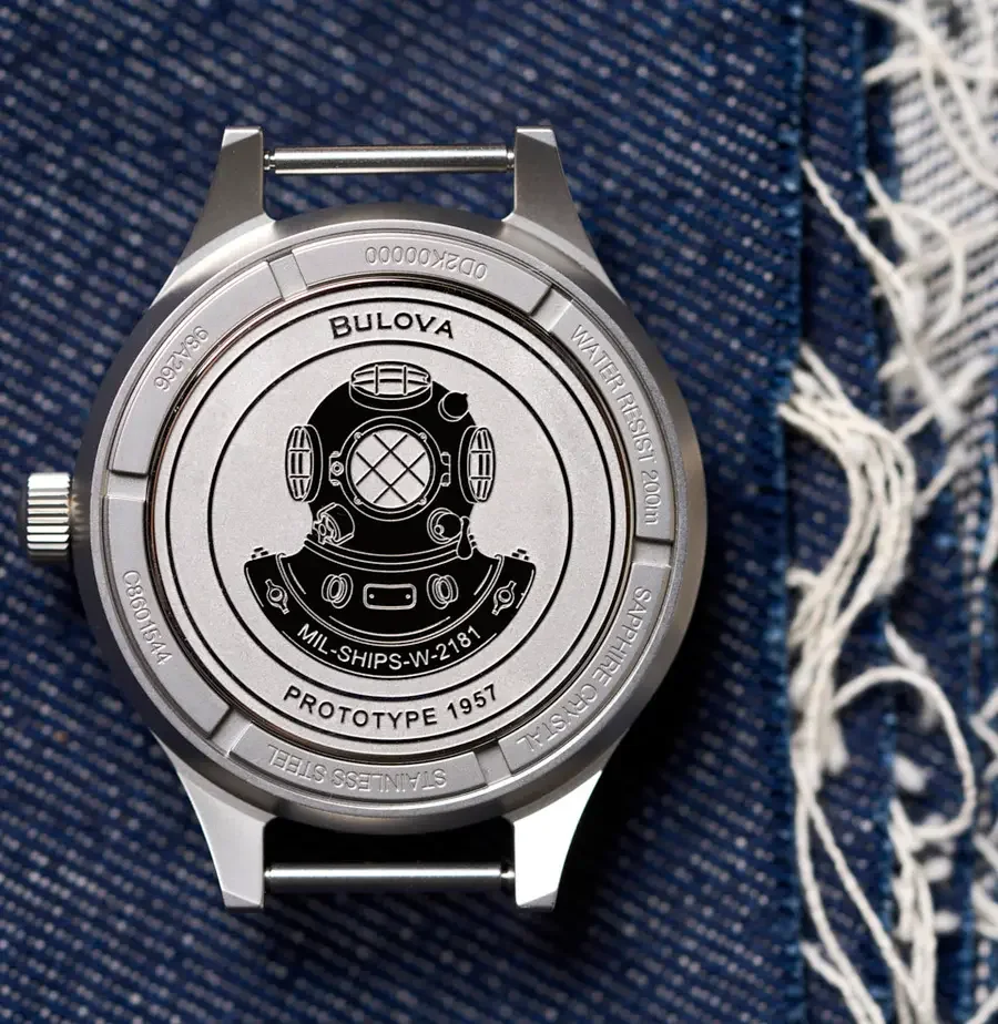 Bulova_Archive_mil_ships_98A266_blue_005_crop-v1654201276781.webp