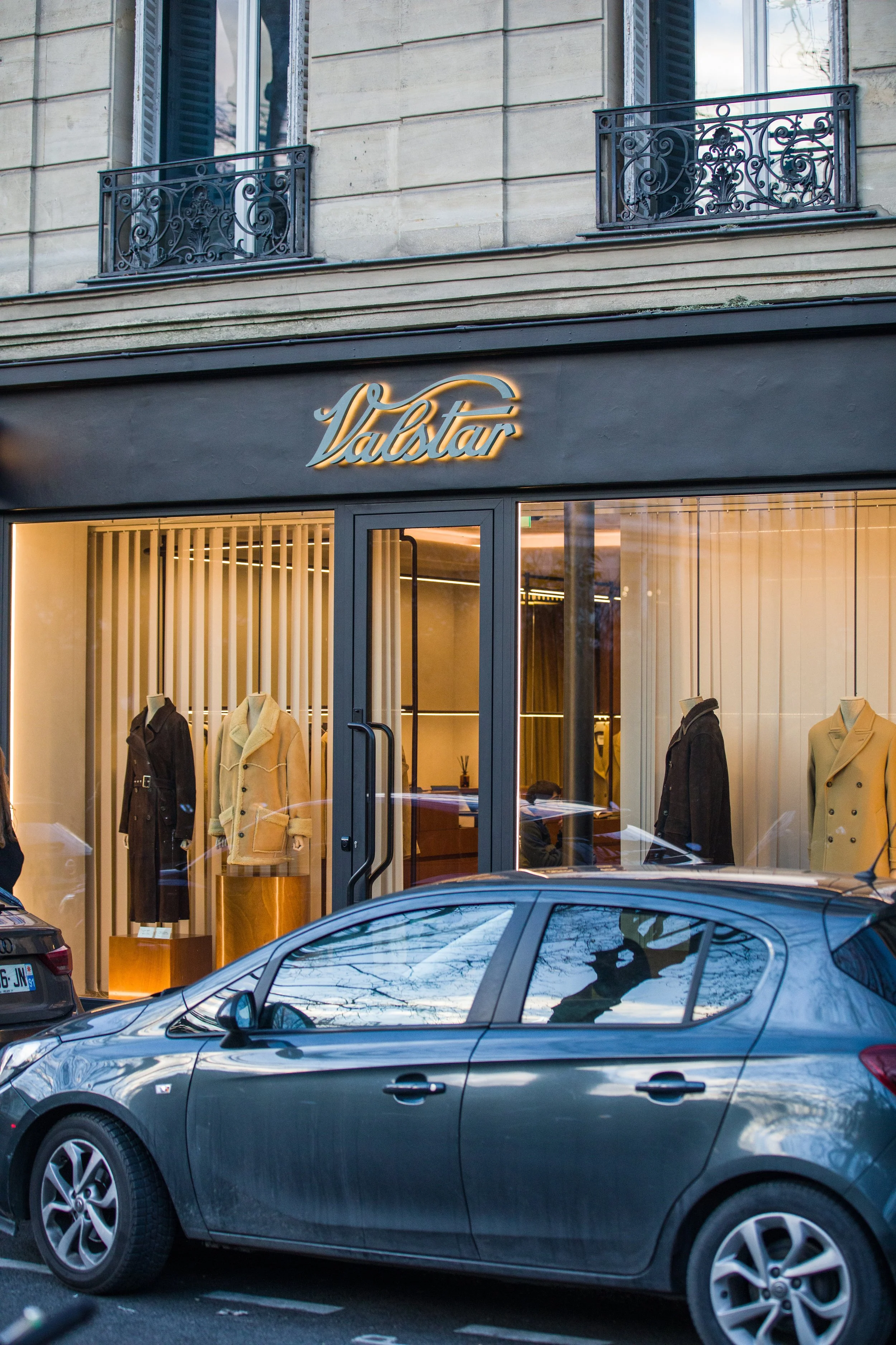 Valstar Paris12.JPEG