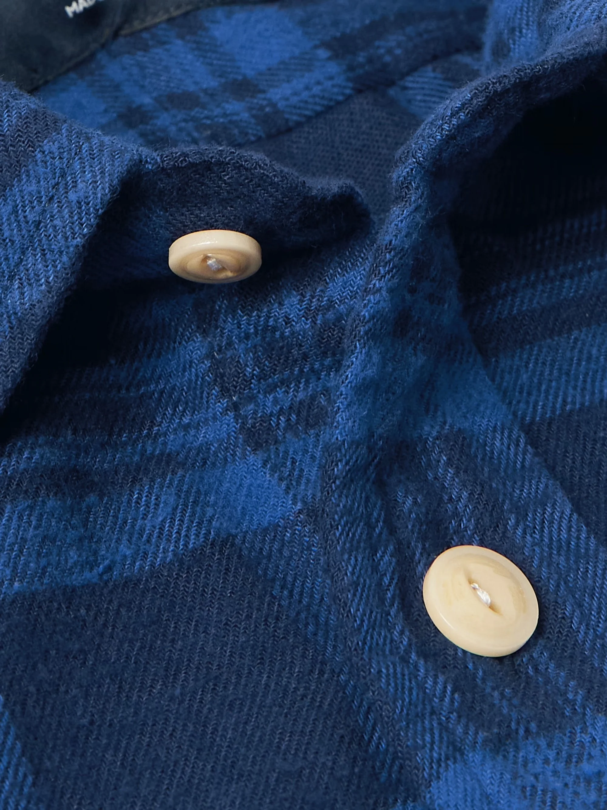 drakes cat's eye button a.jpeg