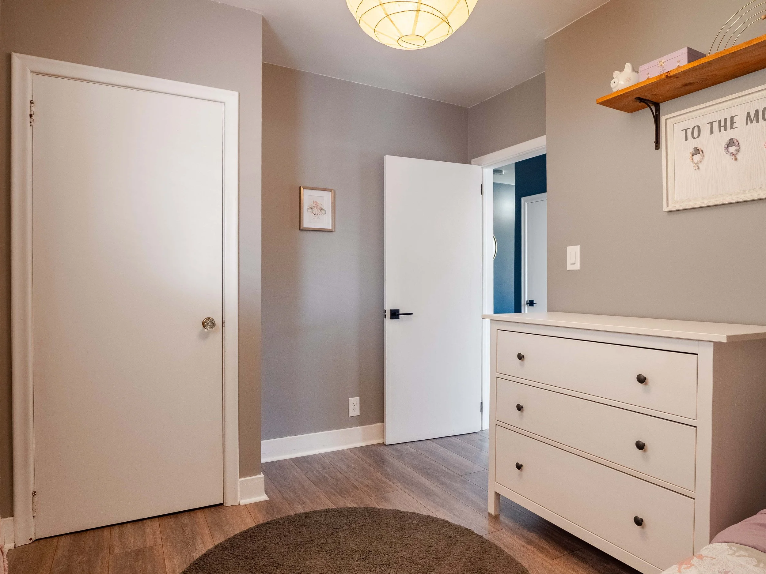 423 Grantham Ave-14.jpg