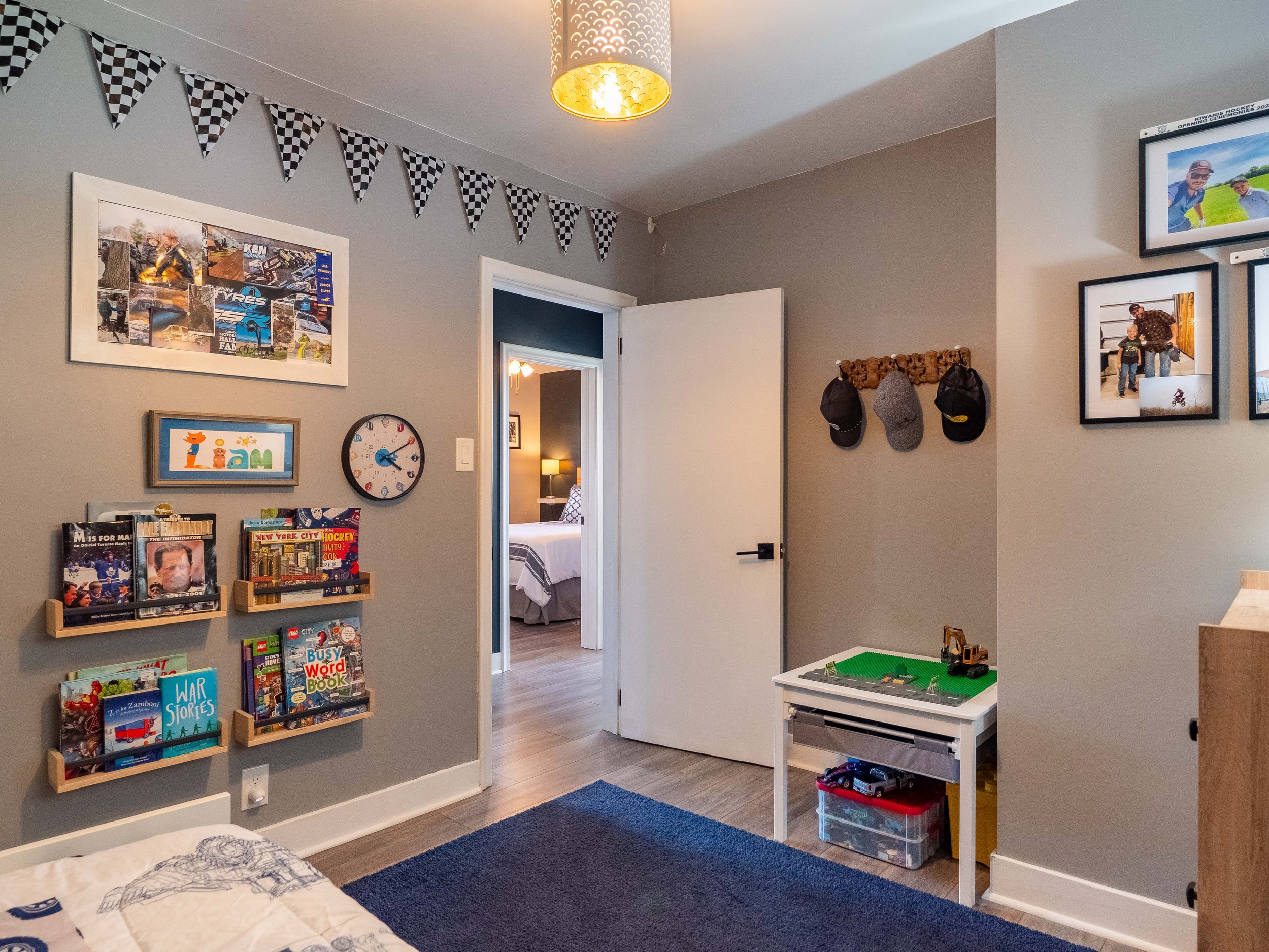 423 Grantham Ave-16.jpg