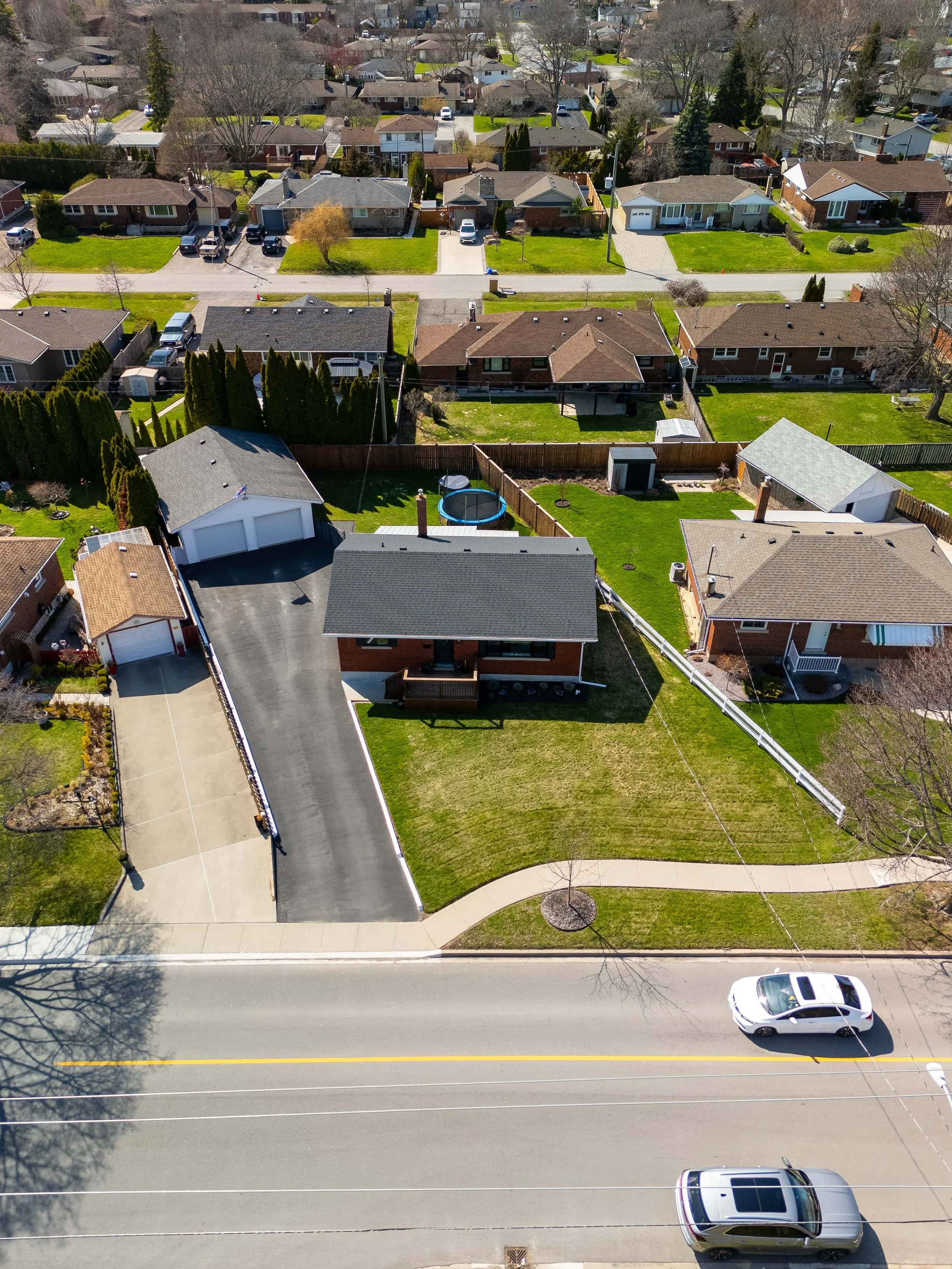 423 Grantham Ave-36.jpg