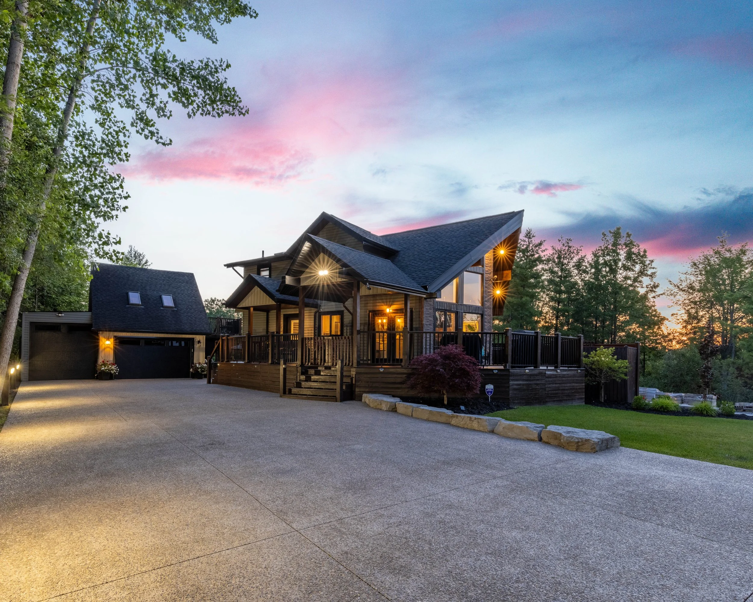 4949 Lyon's Parkway-2.jpg