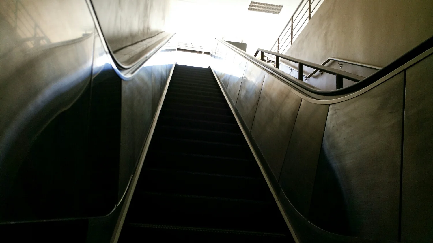 Escalators for Departure Lounges