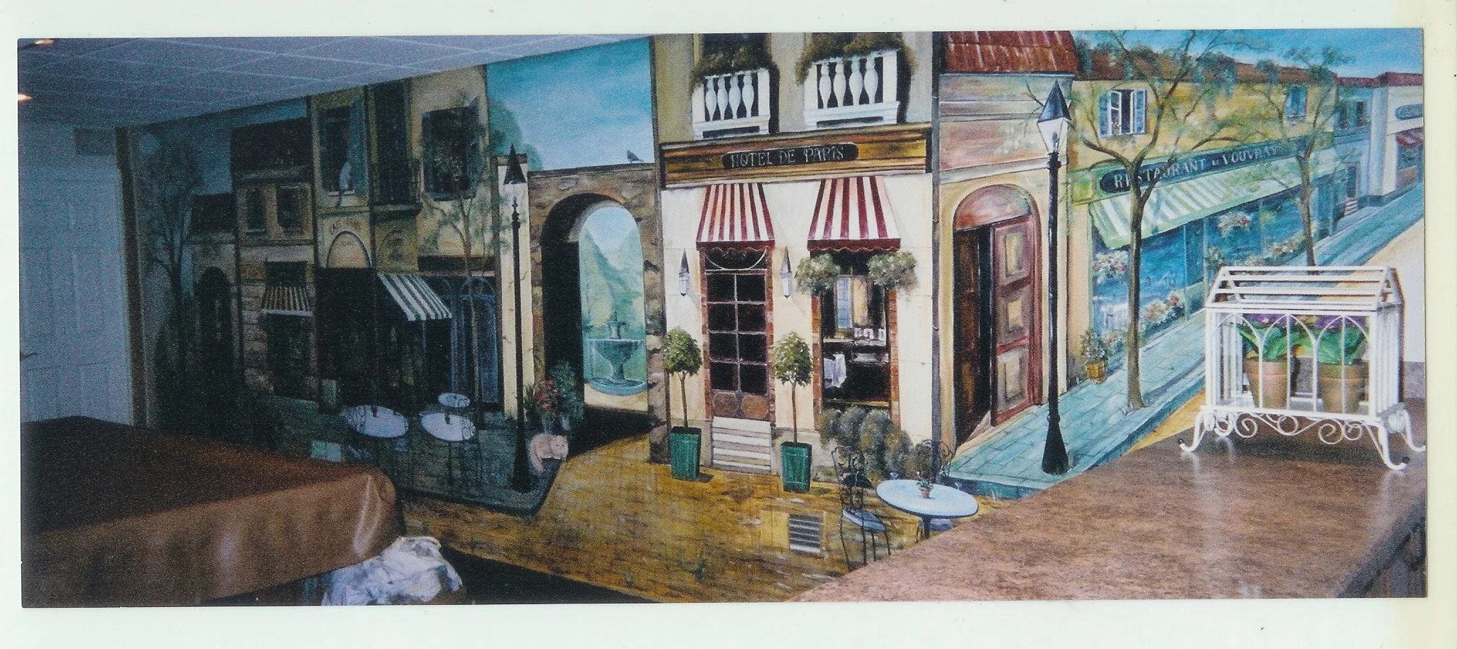 Paris Street Scene Mural.jpg