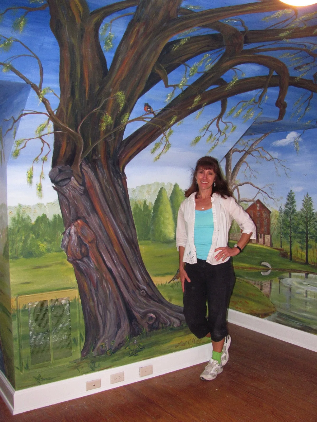 Finished Showhouse Tree Mural with Lise'.JPG