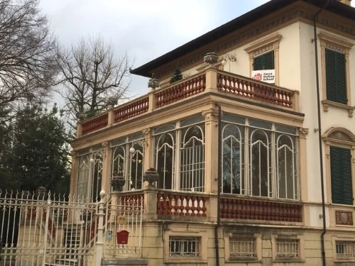 Lucca Italian School