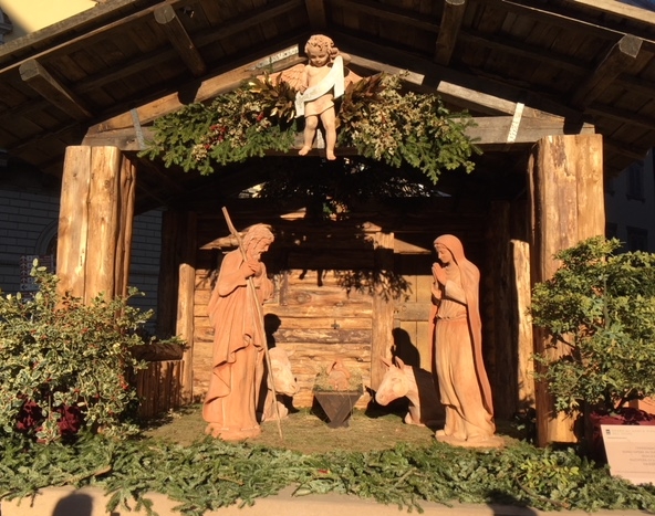 Life size terra cotta nativity, Florence