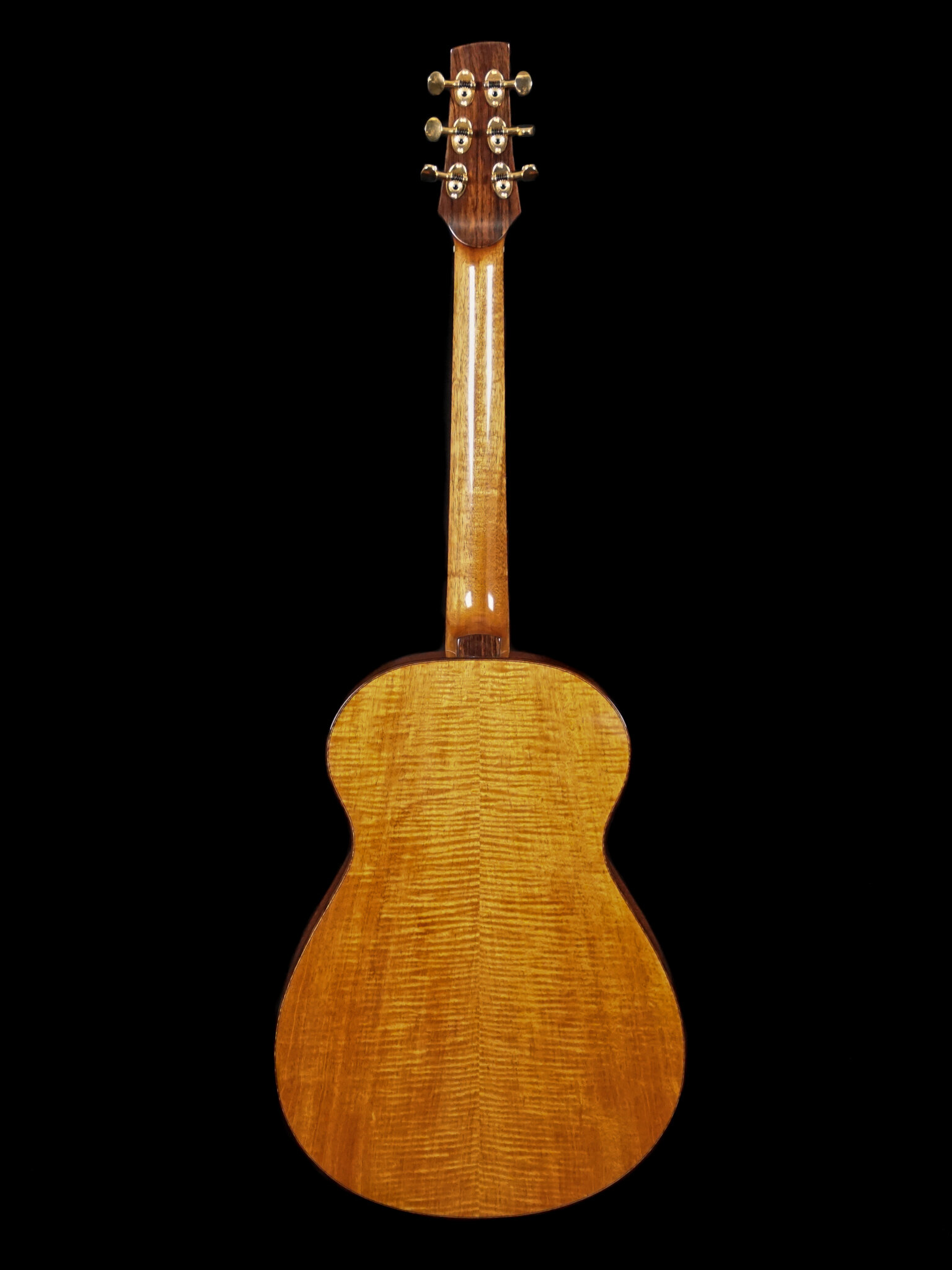 Fiddleback Mahogany OO-13-2.jpg