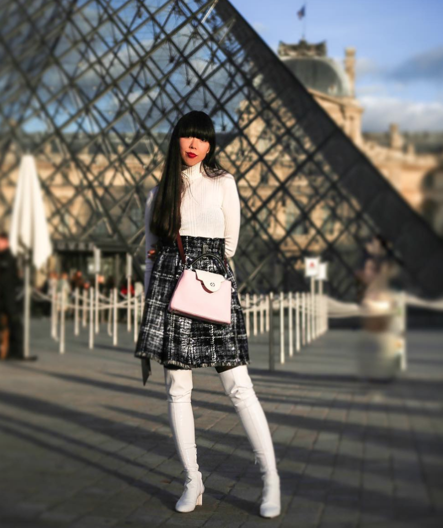 View photo source. Tweed is one of our top fabrics for fall, and we love this easy and darling outfit recipe! 